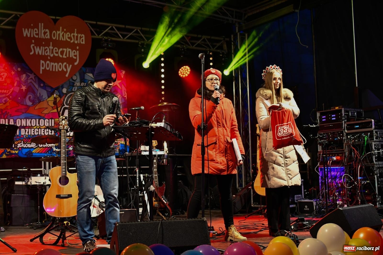 Zdjęcie w galerii na portalu naszraciborz.pl: Znów idziemy na rekord! WOŚP w Raciborzu zebrała już ponad 210 tys. zł [FOTO i WIDEO] wiadomości z regionu