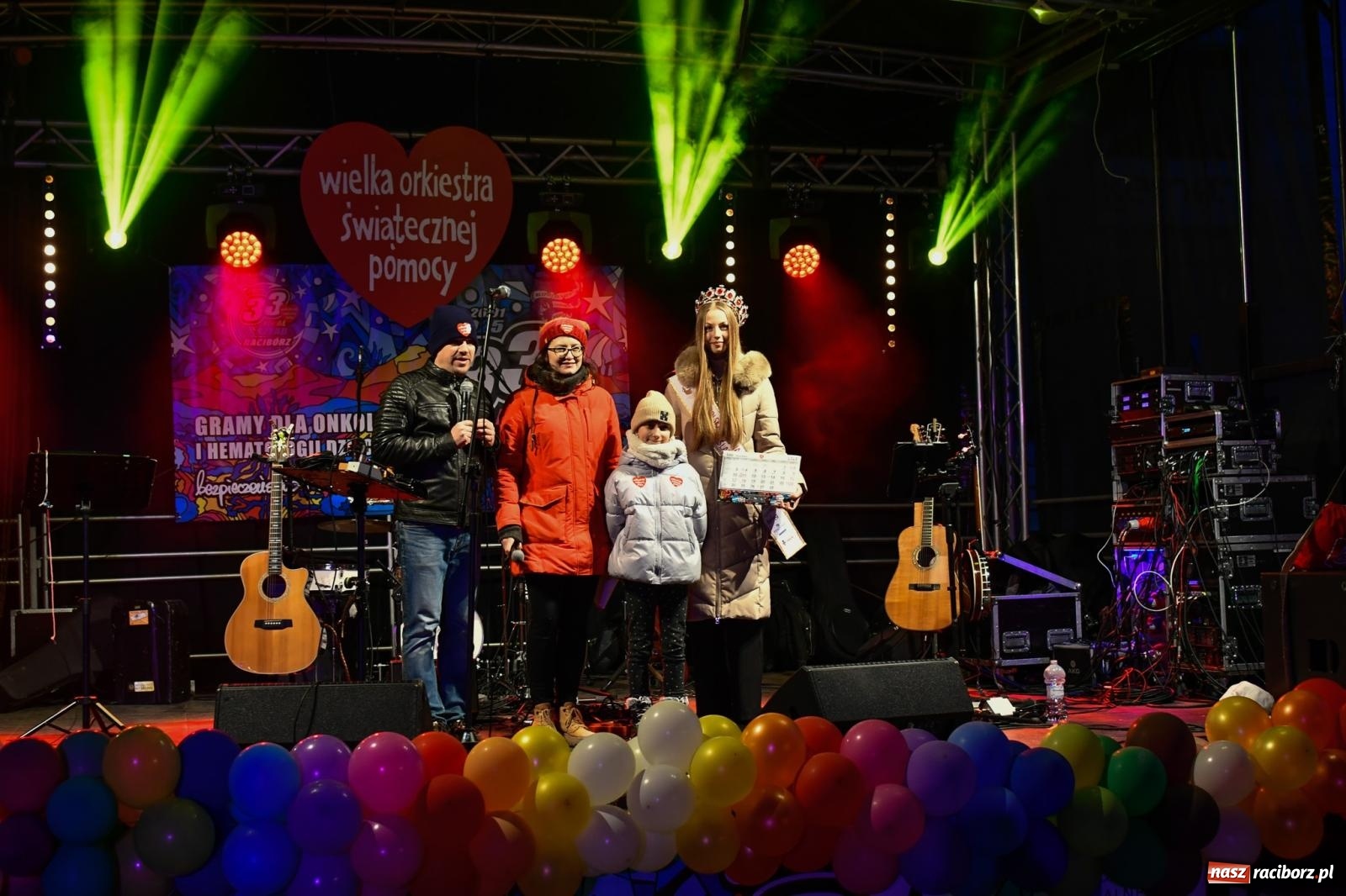 Zdjęcie w galerii na portalu naszraciborz.pl: Znów idziemy na rekord! WOŚP w Raciborzu zebrała już ponad 210 tys. zł [FOTO i WIDEO] wiadomości z regionu