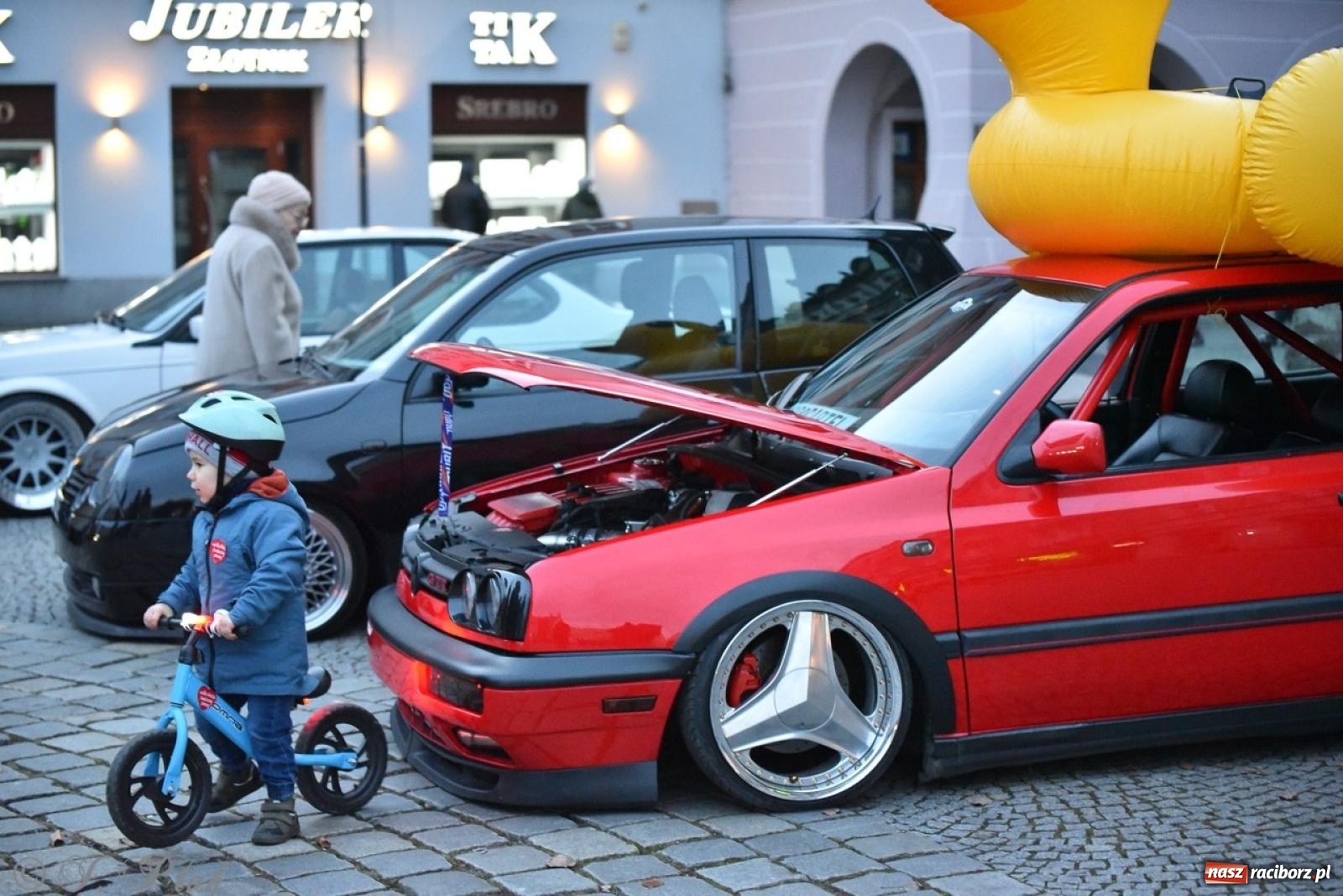 Zdjęcie w galerii na portalu naszraciborz.pl: Znów idziemy na rekord! WOŚP w Raciborzu zebrała już ponad 210 tys. zł [FOTO i WIDEO] wiadomości z regionu
