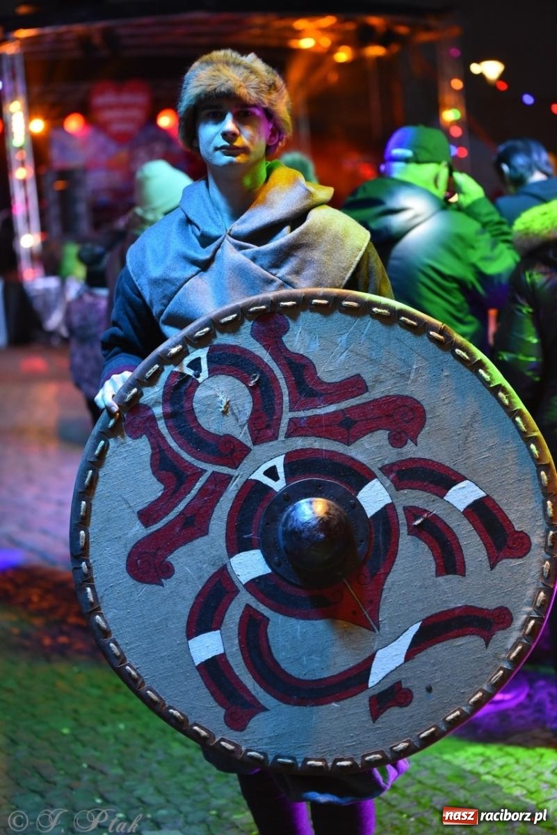 Zdjęcie w galerii na portalu naszraciborz.pl: Znów idziemy na rekord! WOŚP w Raciborzu zebrała już ponad 210 tys. zł [FOTO i WIDEO] wiadomości z regionu