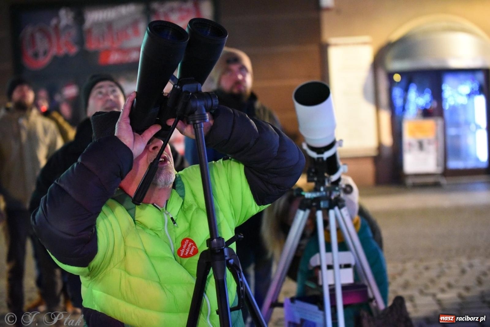 Zdjęcie w galerii na portalu naszraciborz.pl: Znów idziemy na rekord! WOŚP w Raciborzu zebrała już ponad 210 tys. zł [FOTO i WIDEO] wiadomości z regionu