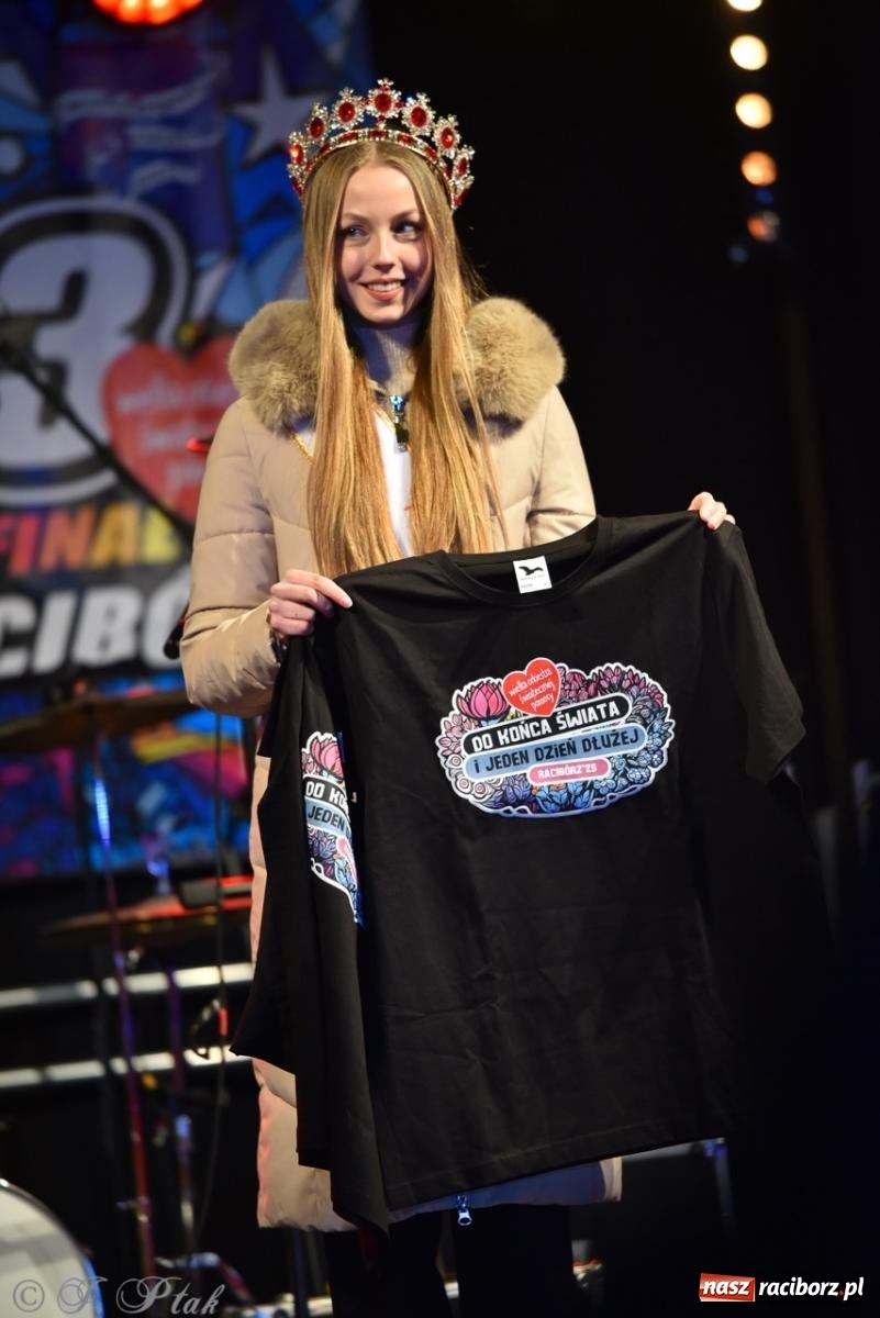 Zdjęcie w galerii na portalu naszraciborz.pl: Znów idziemy na rekord! WOŚP w Raciborzu zebrała już ponad 210 tys. zł [FOTO i WIDEO] wiadomości z regionu