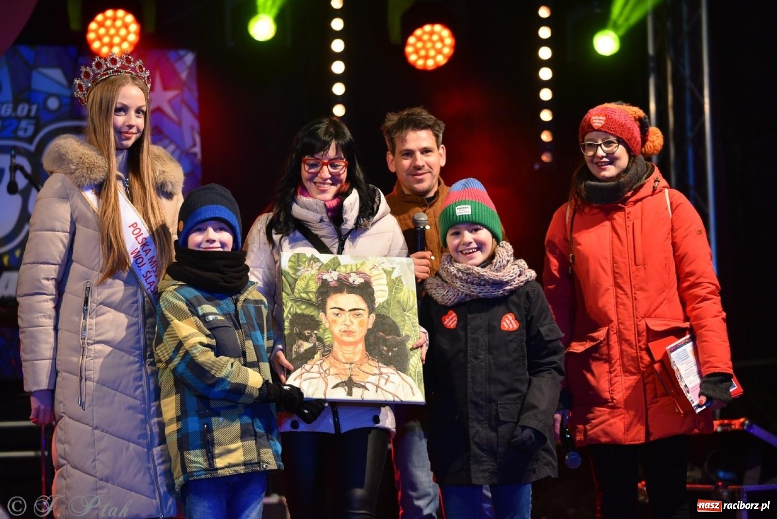 Zdjęcie w galerii na portalu naszraciborz.pl: Znów idziemy na rekord! WOŚP w Raciborzu zebrała już ponad 210 tys. zł [FOTO i WIDEO] wiadomości z regionu