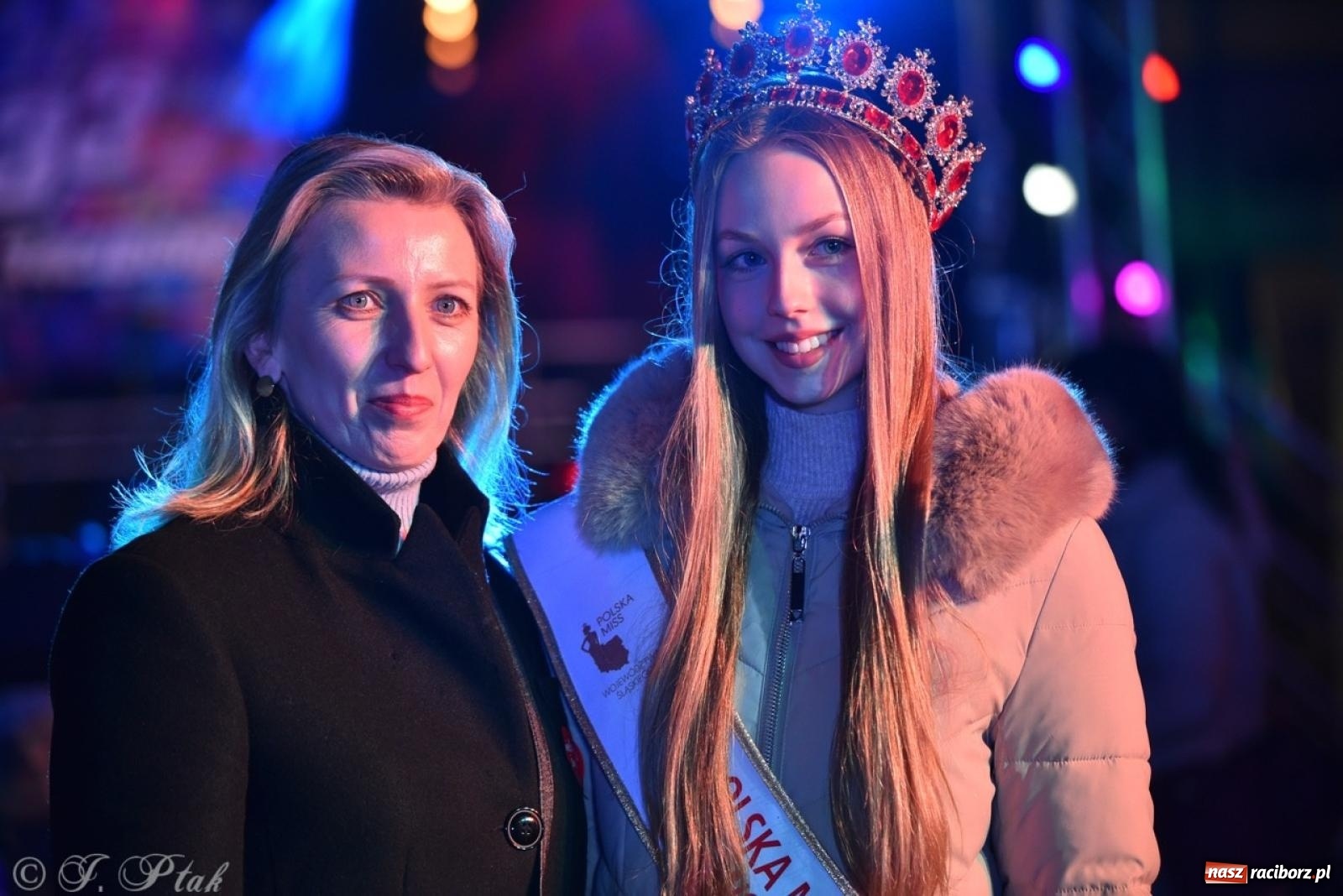 Zdjęcie w galerii na portalu naszraciborz.pl: Znów idziemy na rekord! WOŚP w Raciborzu zebrała już ponad 210 tys. zł [FOTO i WIDEO] wiadomości z regionu