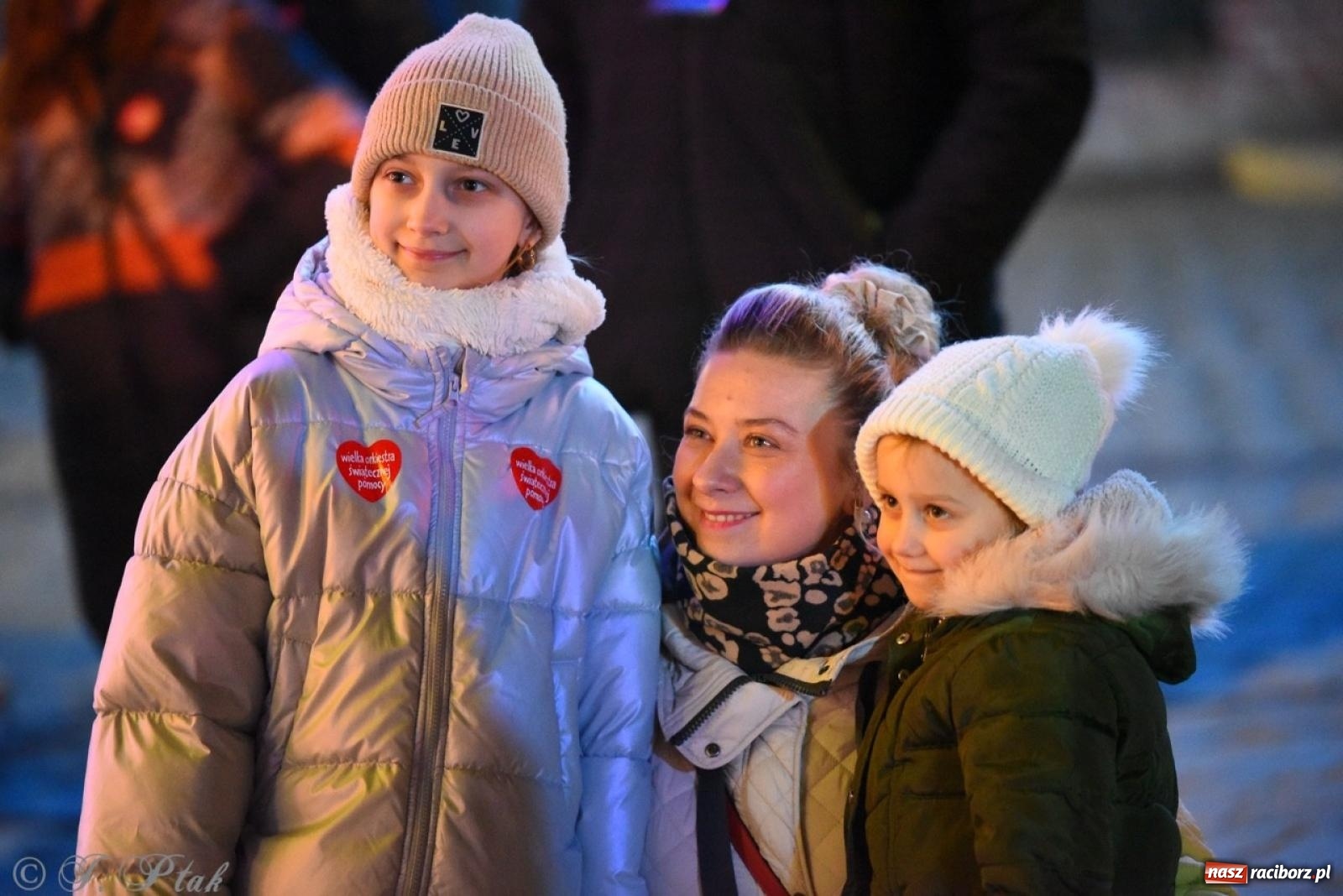 Zdjęcie w galerii na portalu naszraciborz.pl: Znów idziemy na rekord! WOŚP w Raciborzu zebrała już ponad 210 tys. zł [FOTO i WIDEO] wiadomości z regionu