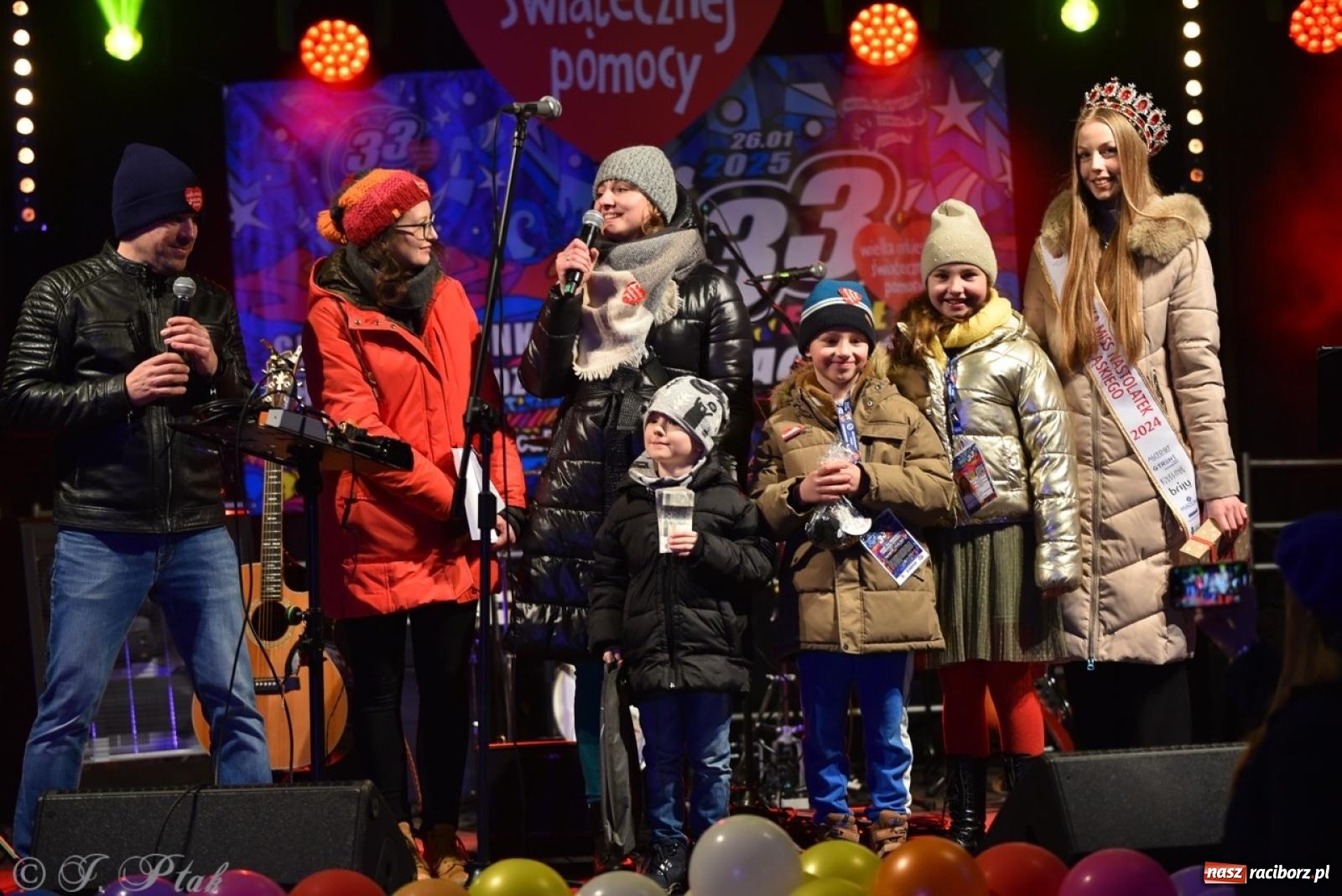 Zdjęcie w galerii na portalu naszraciborz.pl: Znów idziemy na rekord! WOŚP w Raciborzu zebrała już ponad 210 tys. zł [FOTO i WIDEO] wiadomości z regionu