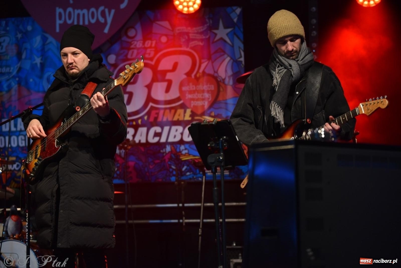 Zdjęcie w galerii na portalu naszraciborz.pl: Znów idziemy na rekord! WOŚP w Raciborzu zebrała już ponad 210 tys. zł [FOTO i WIDEO] wiadomości z regionu