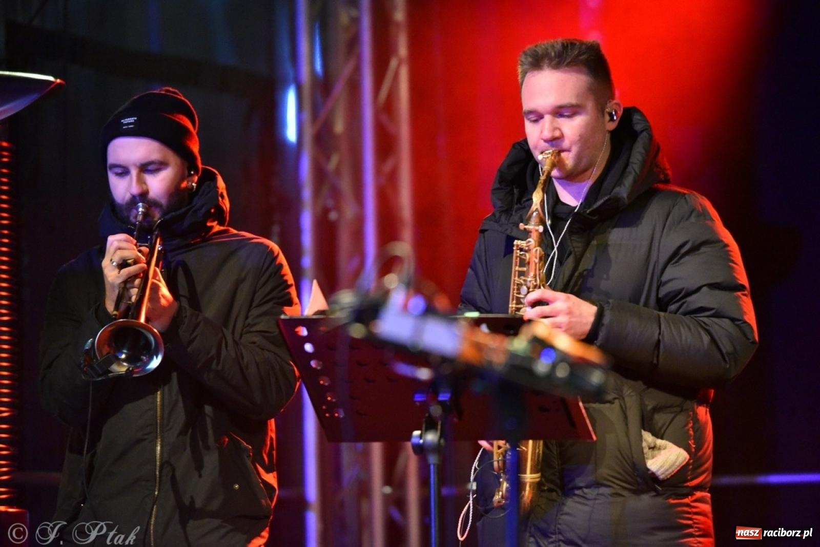 Zdjęcie w galerii na portalu naszraciborz.pl: Znów idziemy na rekord! WOŚP w Raciborzu zebrała już ponad 210 tys. zł [FOTO i WIDEO] wiadomości z regionu