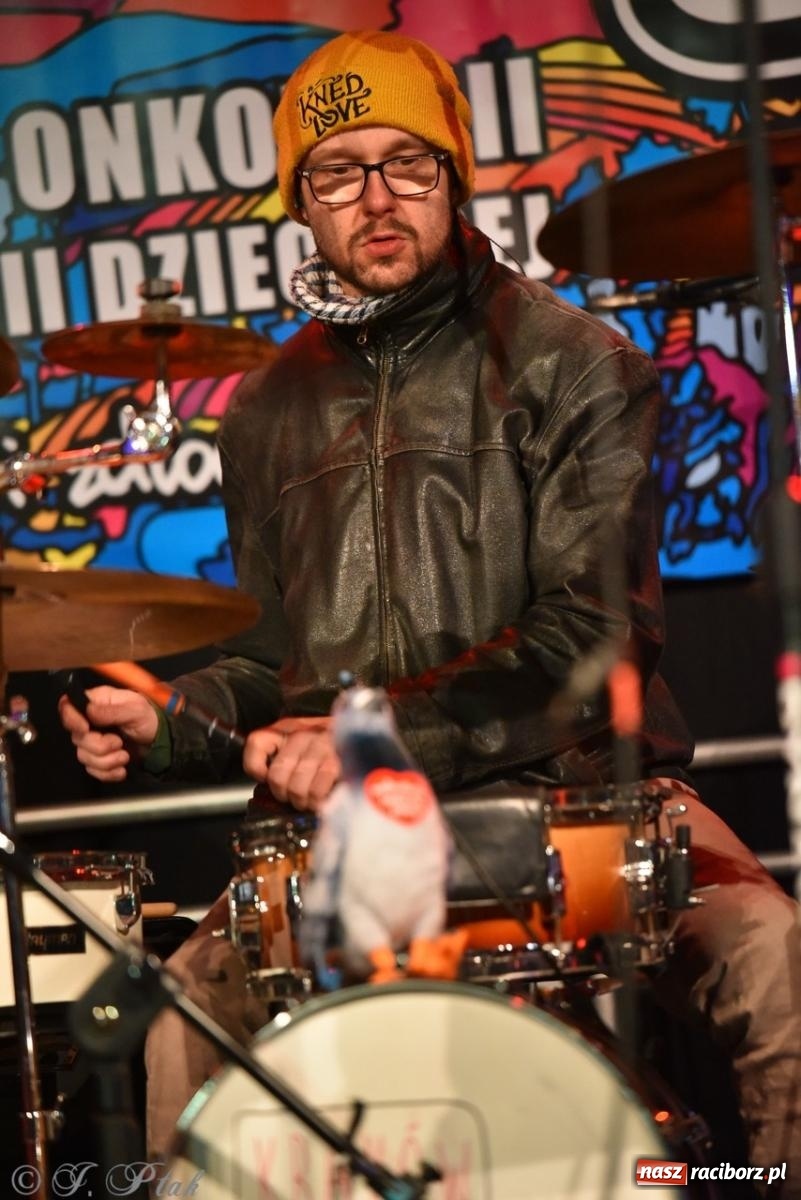 Zdjęcie w galerii na portalu naszraciborz.pl: Znów idziemy na rekord! WOŚP w Raciborzu zebrała już ponad 210 tys. zł [FOTO i WIDEO] wiadomości z regionu