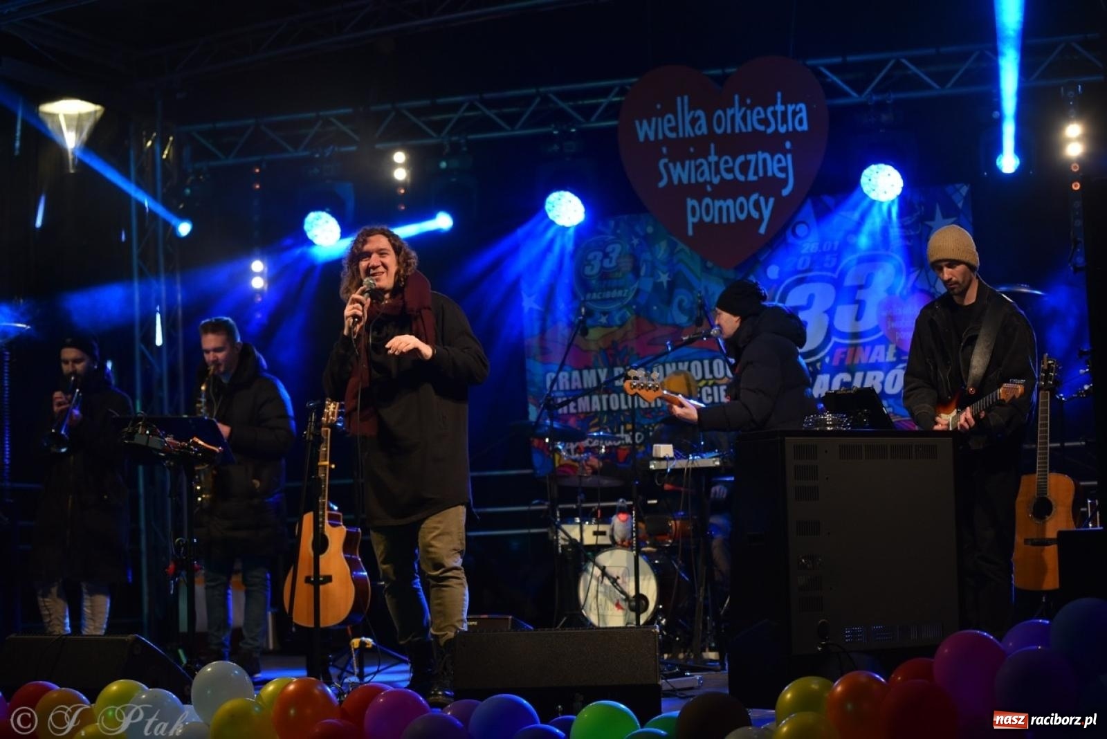 Zdjęcie w galerii na portalu naszraciborz.pl: Znów idziemy na rekord! WOŚP w Raciborzu zebrała już ponad 210 tys. zł [FOTO i WIDEO] wiadomości z regionu
