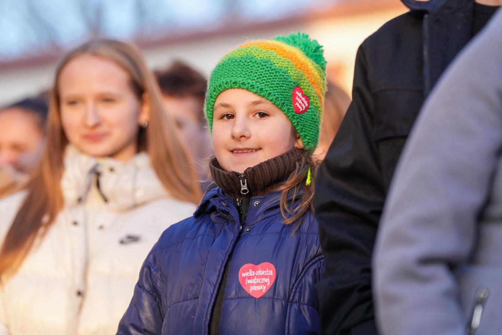 Zdjęcie w galerii na portalu naszraciborz.pl: WOŚP w Tworkowie: pokazy, atrakcje i ponad 27 tysięcy od fryzjerów! wiadomości z regionu