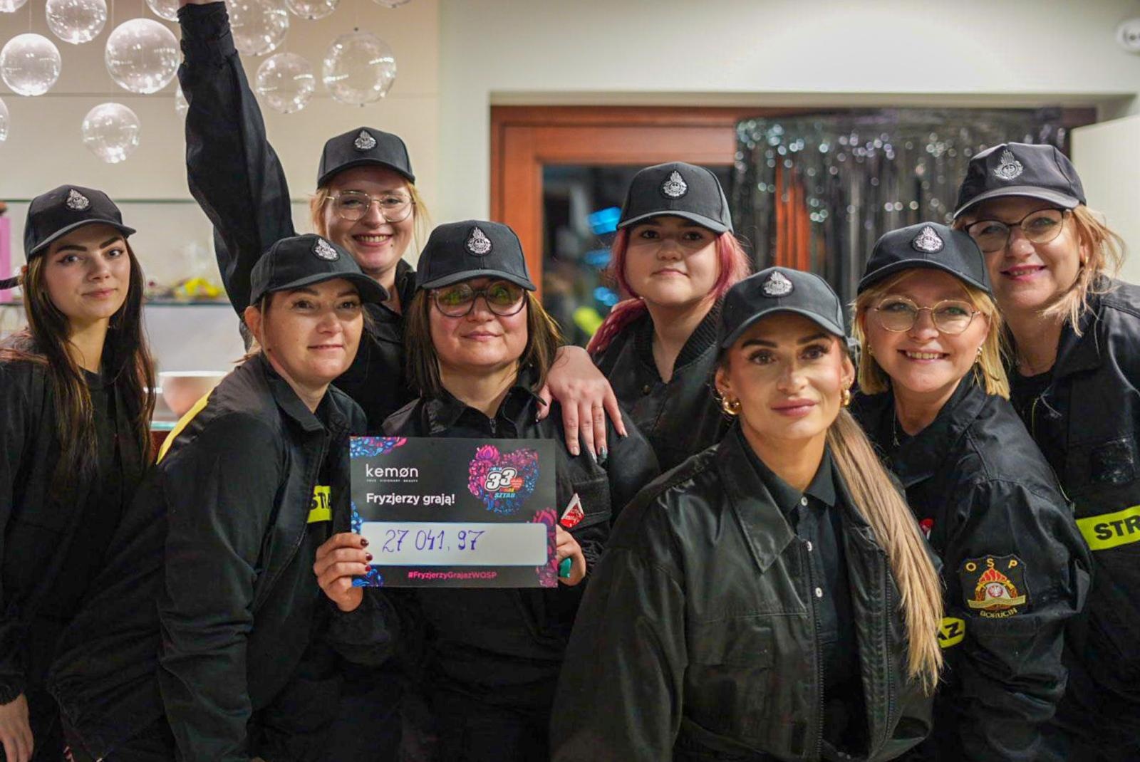 Zdjęcie w galerii na portalu naszraciborz.pl: WOŚP w Tworkowie: pokazy, atrakcje i ponad 27 tysięcy od fryzjerów! wiadomości z regionu