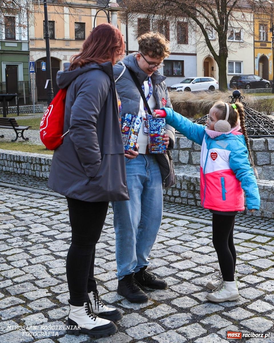 Zdjęcie w galerii na portalu naszraciborz.pl: Za nami 33. Finał WOŚP w Krzanowicach. Pomoc, zaangażowanie i wielkie serca mieszkańców! [FOTO i WIDEO] wiadomości z regionu