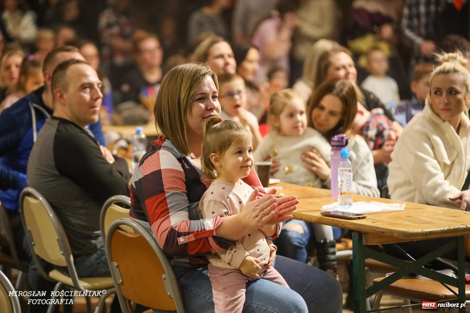 Zdjęcie w galerii na portalu naszraciborz.pl: Za nami 33. Finał WOŚP w Krzanowicach. Pomoc, zaangażowanie i wielkie serca mieszkańców! [FOTO i WIDEO] wiadomości z regionu