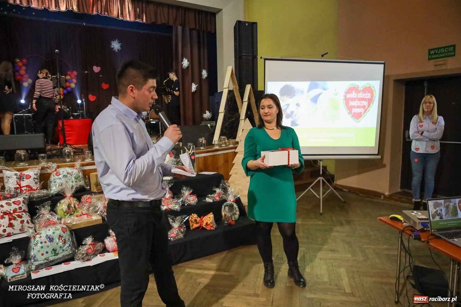 Zdjęcie w galerii na portalu naszraciborz.pl: Za nami 33. Finał WOŚP w Krzanowicach. Pomoc, zaangażowanie i wielkie serca mieszkańców! [FOTO i WIDEO] wiadomości z regionu