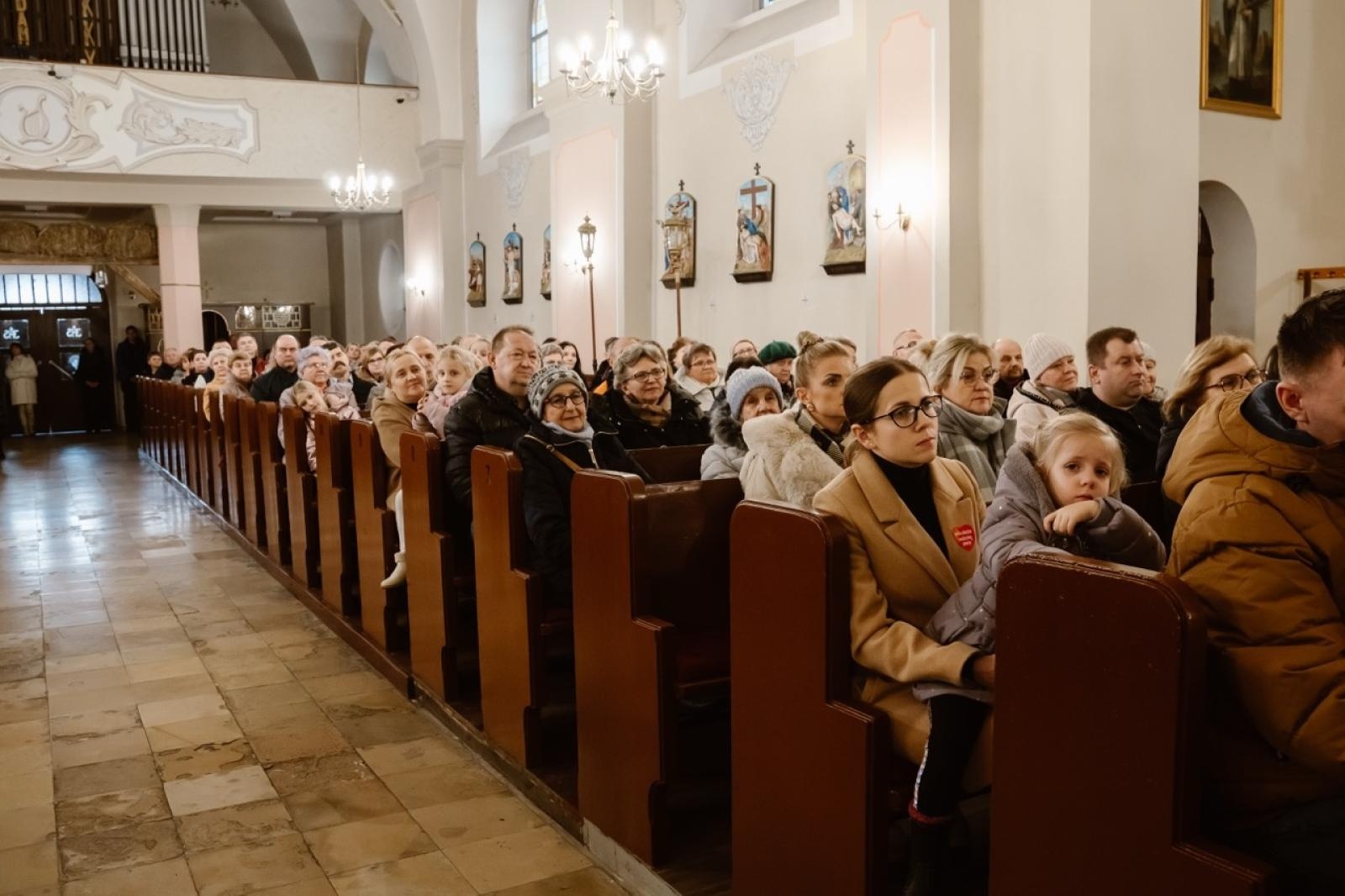 Zdjęcie w galerii na portalu naszraciborz.pl: Przegląd Kolęd w Pietrowicach Wielkich – wspólne kolędowanie z góralami w sercu gminy wiadomości z regionu