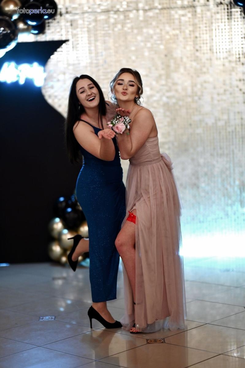 Zdjęcie w galerii na portalu naszraciborz.pl: Niezapomniany bal studniówkowy Ekonomika w Rogowie [FOTO i WIDEO] wiadomości z regionu