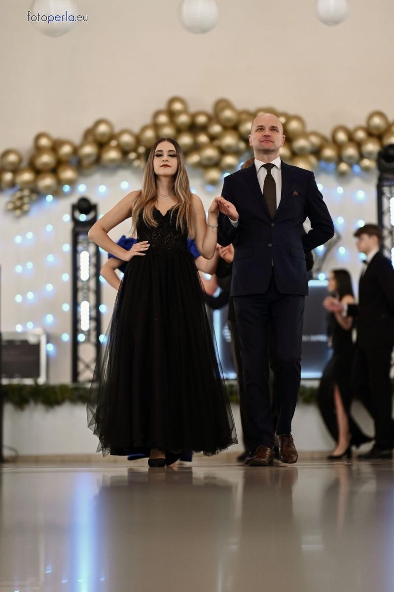 Zdjęcie w galerii na portalu naszraciborz.pl: Niezapomniany bal studniówkowy Ekonomika w Rogowie [FOTO i WIDEO] wiadomości z regionu