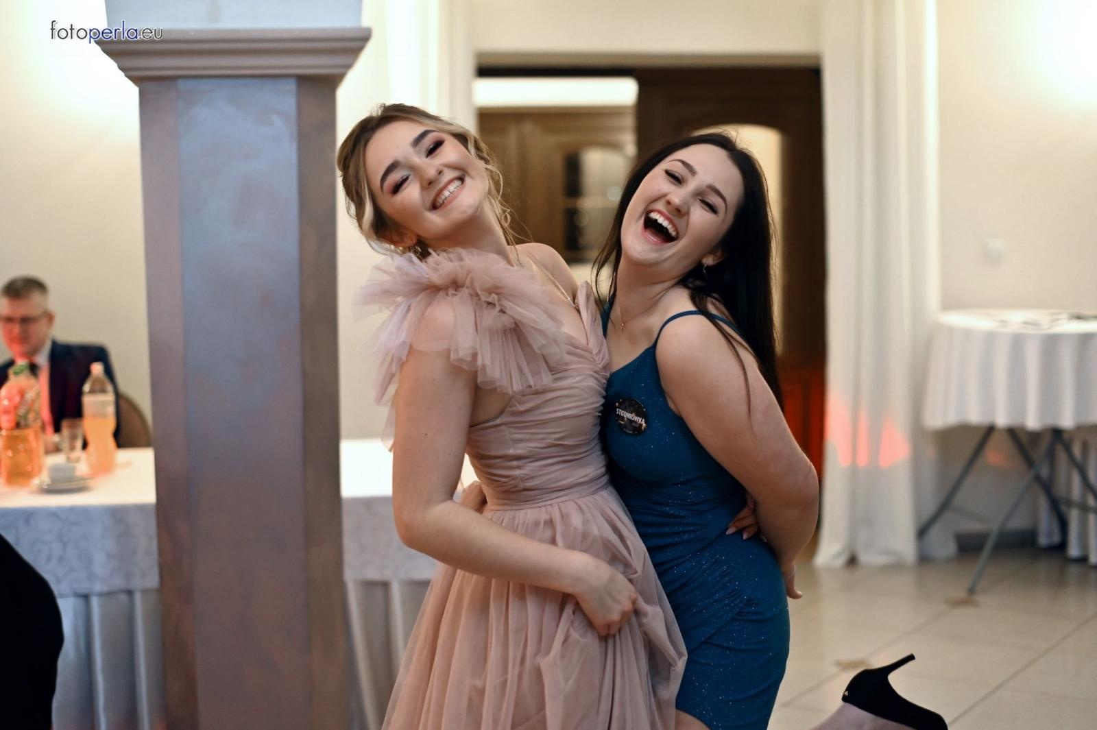 Zdjęcie w galerii na portalu naszraciborz.pl: Niezapomniany bal studniówkowy Ekonomika w Rogowie [FOTO i WIDEO] wiadomości z regionu