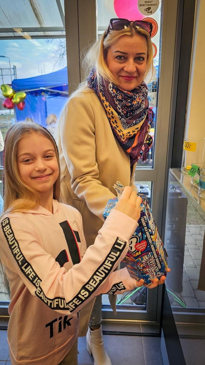 Zdjęcie w galerii na portalu naszraciborz.pl: Angel Hair z Krzyżanowic zebrało ponad 17 tysięcy złotych dla WOŚP! wiadomości z regionu