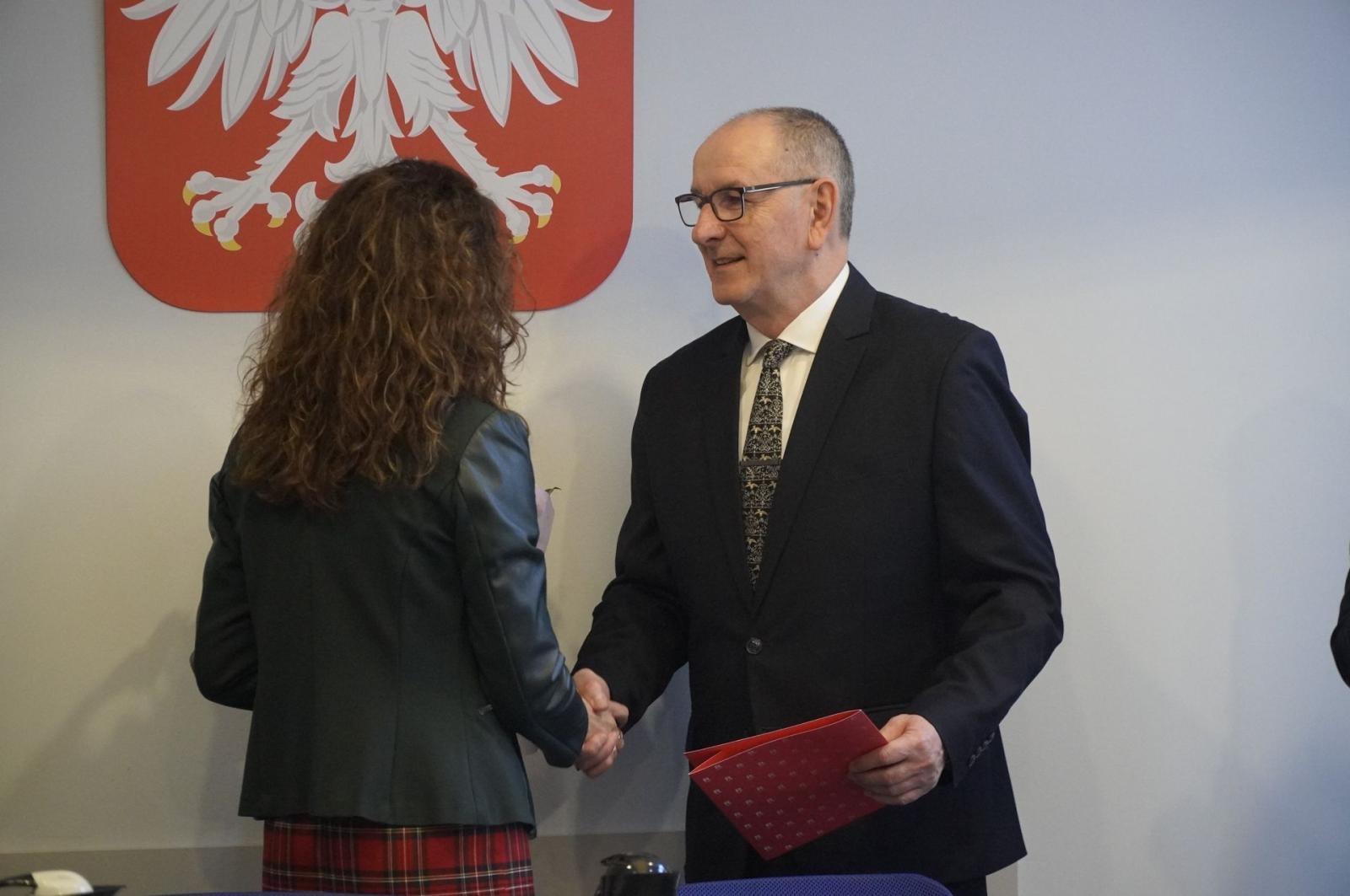 Zdjęcie w galerii na portalu naszraciborz.pl: Urząd Miasta pożegnał naczelnika Wydziału Dróg Miejskich wiadomości z regionu