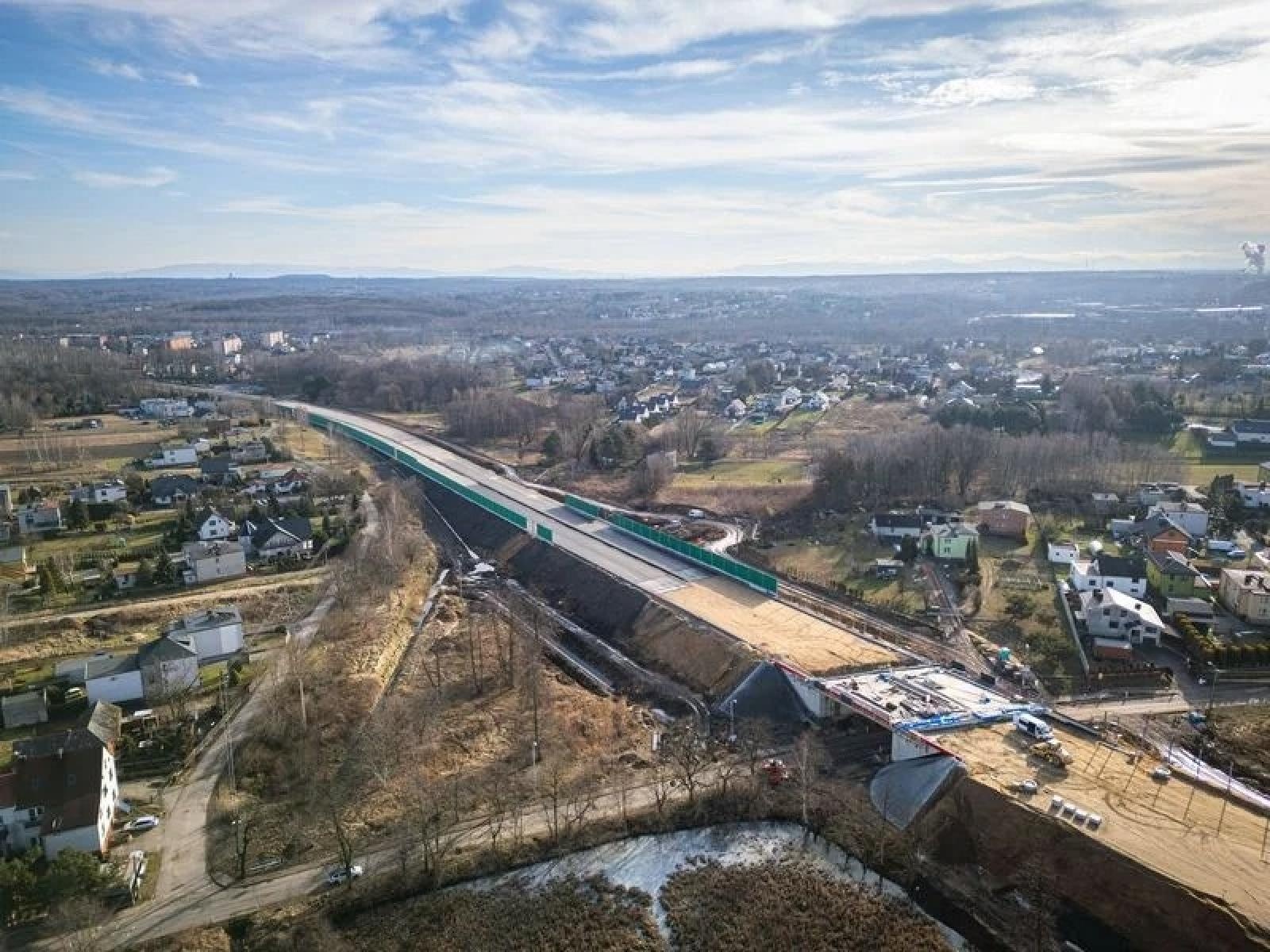 Zdjęcie w galerii na portalu naszraciborz.pl: Rybnik finiszuje z ostatnim odcinkiem drogi Racibórz-Pszczyna wiadomości z regionu