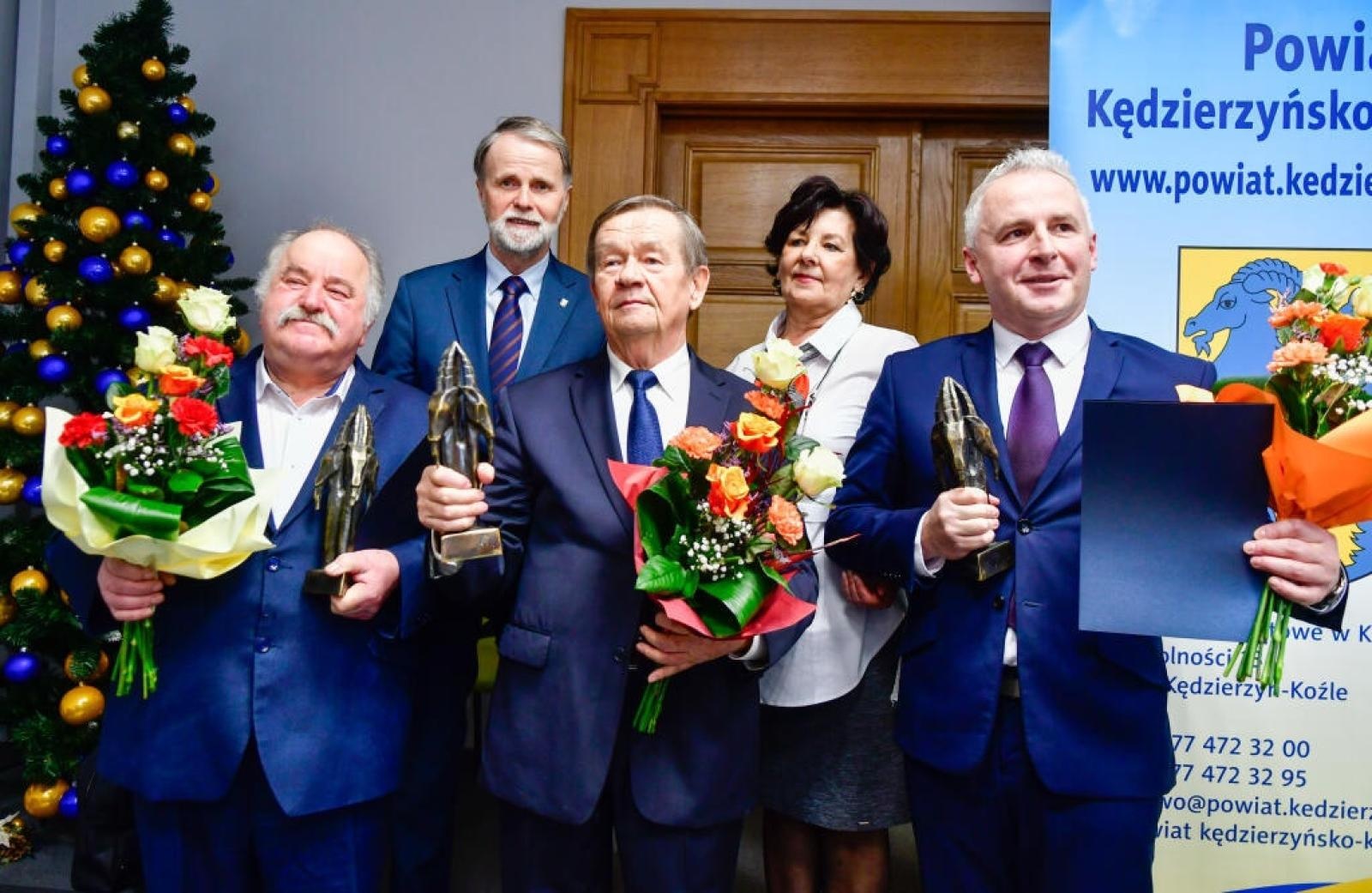 Zdjęcie w galerii na portalu naszraciborz.pl: Pomysłodawca i organizator Pływadeł z nagrodą Koziołka wiadomości z regionu