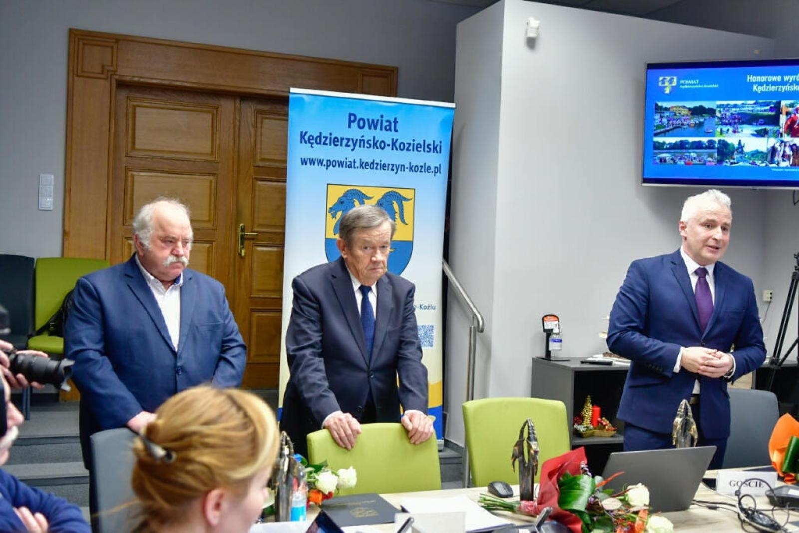 Zdjęcie w galerii na portalu naszraciborz.pl: Pomysłodawca i organizator Pływadeł z nagrodą Koziołka wiadomości z regionu