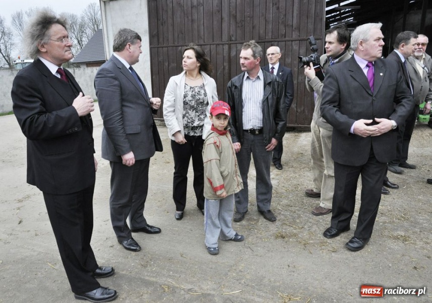 Zdjęcie w galerii na portalu naszraciborz.pl: Minister Plocke obiecuje ziemię wiadomości z regionu