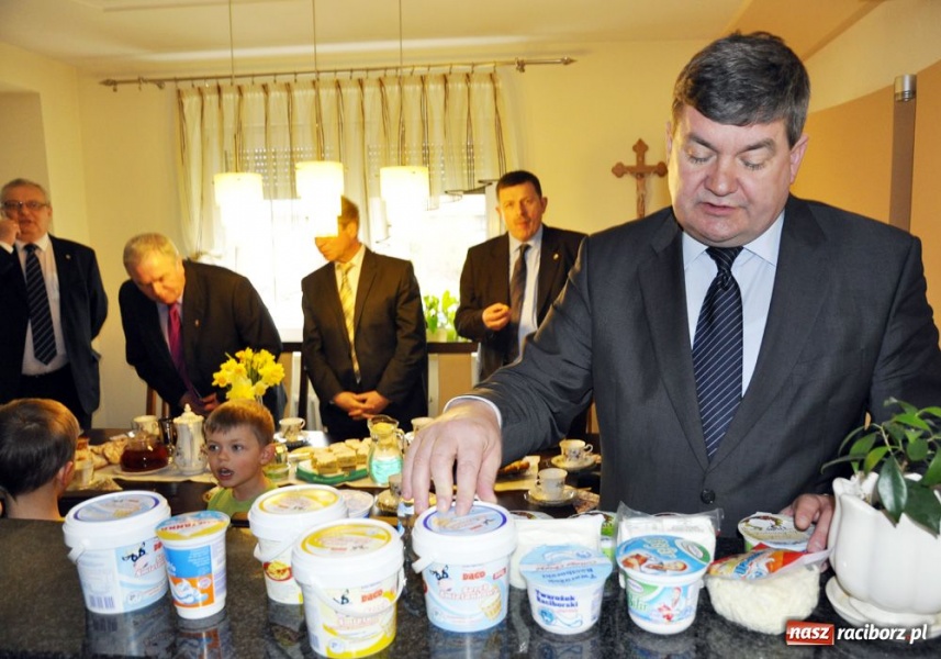 Zdjęcie w galerii na portalu naszraciborz.pl: Minister Plocke obiecuje ziemię wiadomości z regionu