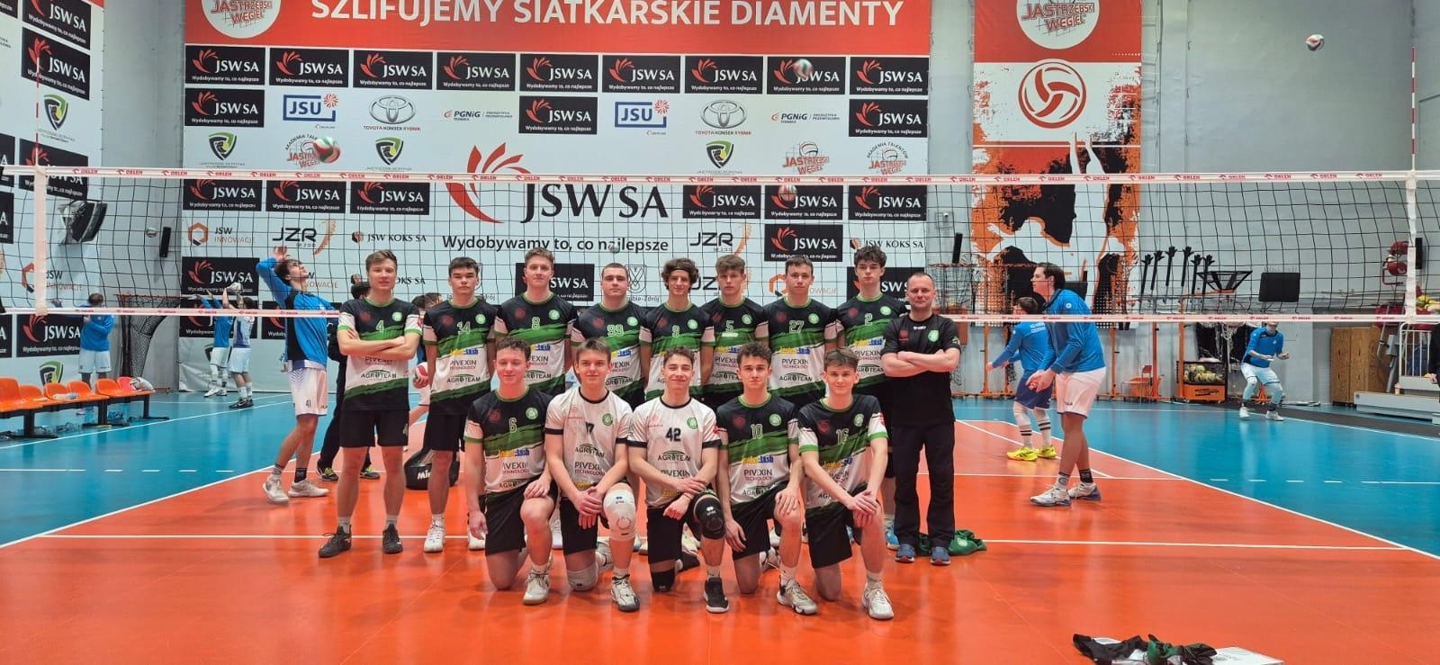 Zdjęcie w galerii na portalu naszraciborz.pl: Siatkarze KS Racibórz szóstą siłą na Śląsku wiadomości z regionu