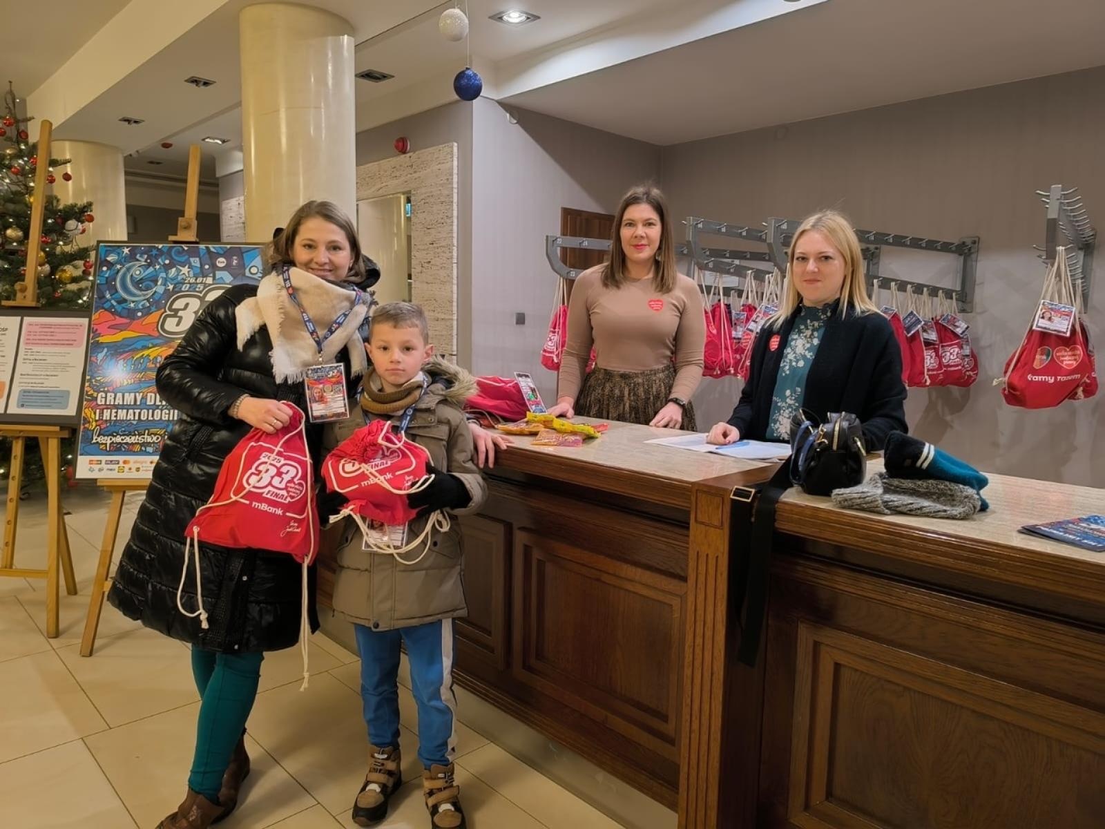 Zdjęcie w galerii na portalu naszraciborz.pl: 33. finał Wielkiej Orkiestry Świątecznej Pomocy za nami. Zobaczmy, jak wyglądał w Raciborzu wiadomości z regionu