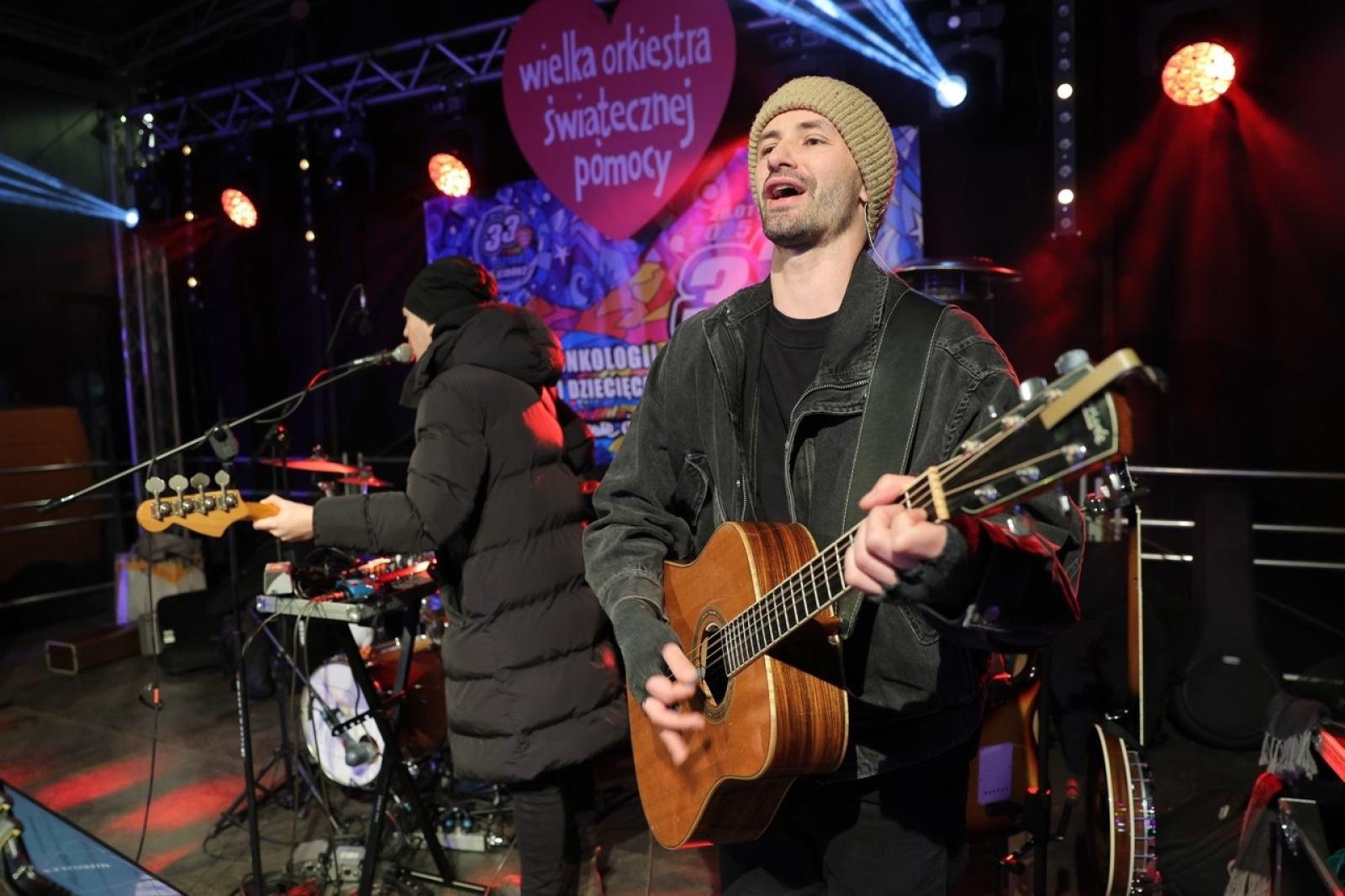 Zdjęcie w galerii na portalu naszraciborz.pl: 33. finał Wielkiej Orkiestry Świątecznej Pomocy za nami. Zobaczmy, jak wyglądał w Raciborzu wiadomości z regionu