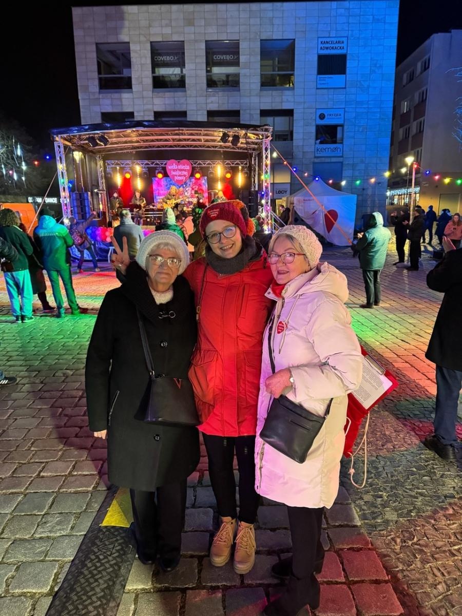 Zdjęcie w galerii na portalu naszraciborz.pl: 33. finał Wielkiej Orkiestry Świątecznej Pomocy za nami. Zobaczmy, jak wyglądał w Raciborzu wiadomości z regionu