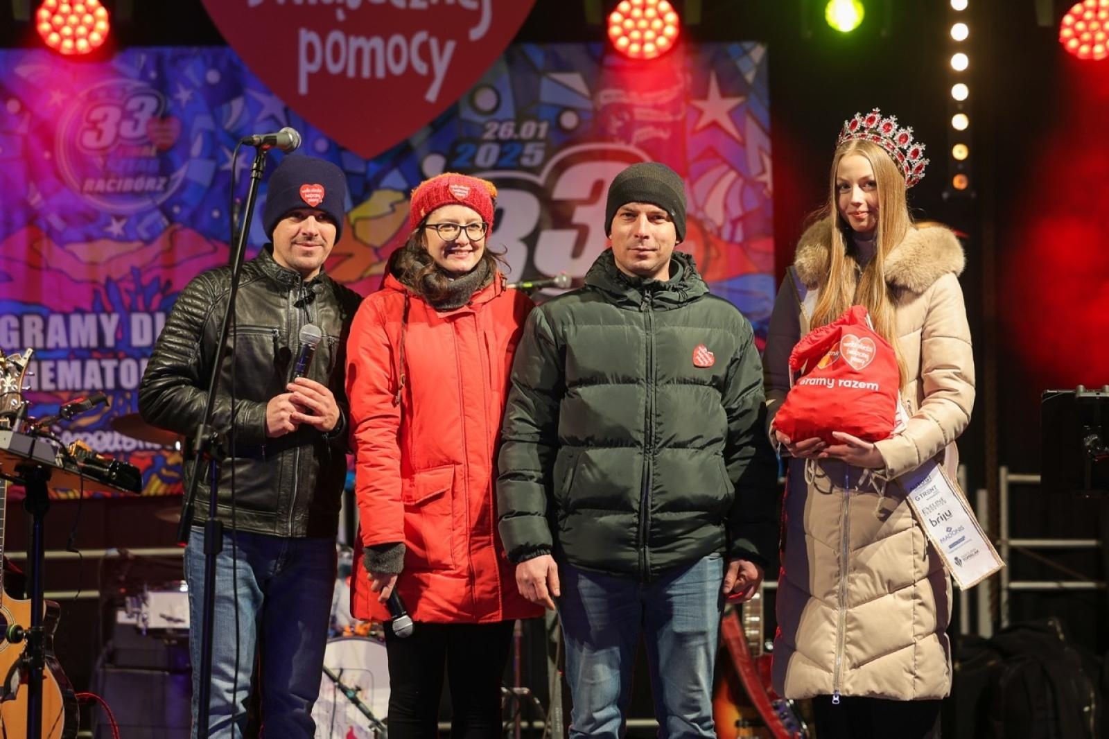 Zdjęcie w galerii na portalu naszraciborz.pl: 33. finał Wielkiej Orkiestry Świątecznej Pomocy za nami. Zobaczmy, jak wyglądał w Raciborzu wiadomości z regionu