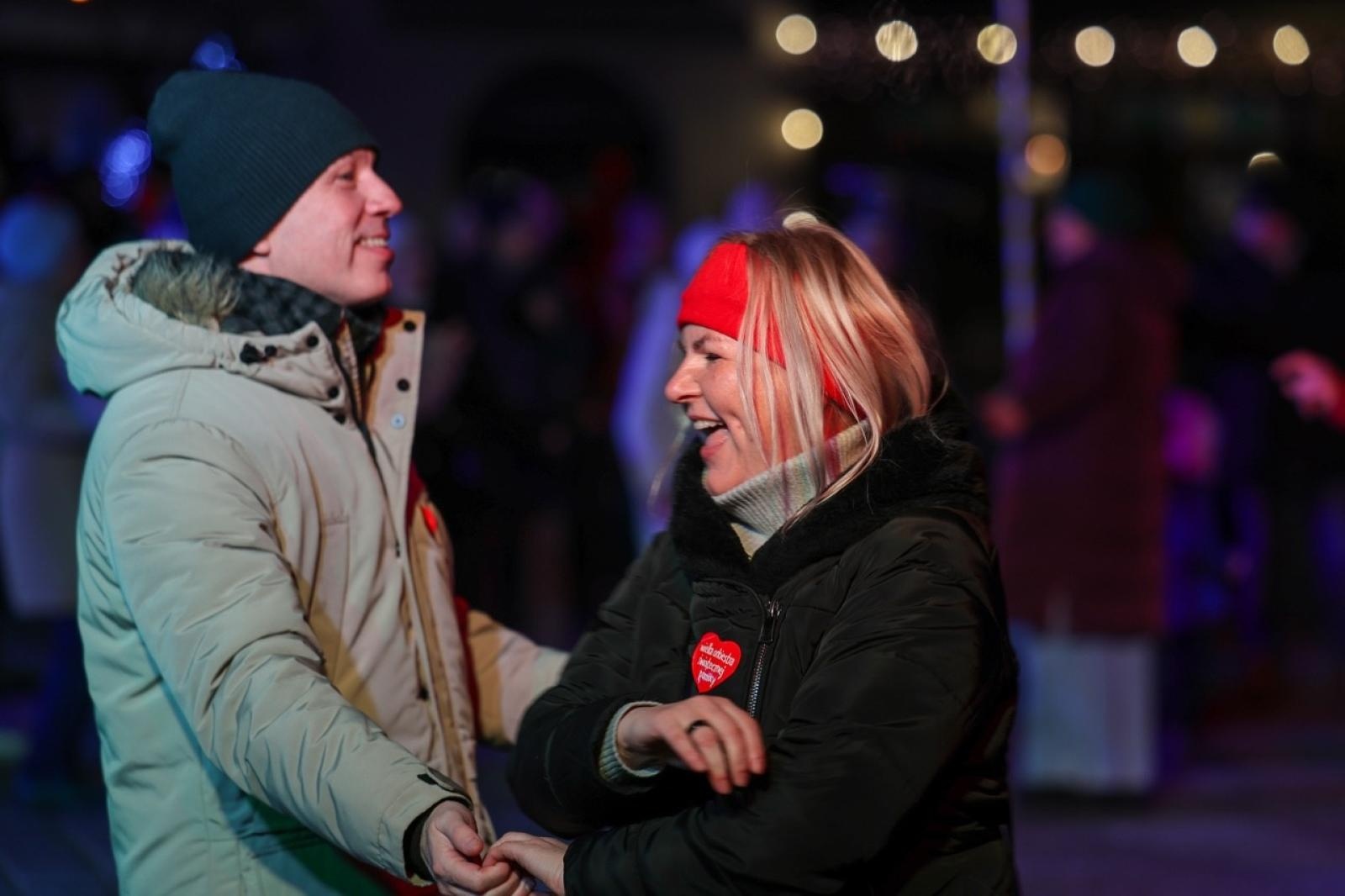 Zdjęcie w galerii na portalu naszraciborz.pl: 33. finał Wielkiej Orkiestry Świątecznej Pomocy za nami. Zobaczmy, jak wyglądał w Raciborzu wiadomości z regionu