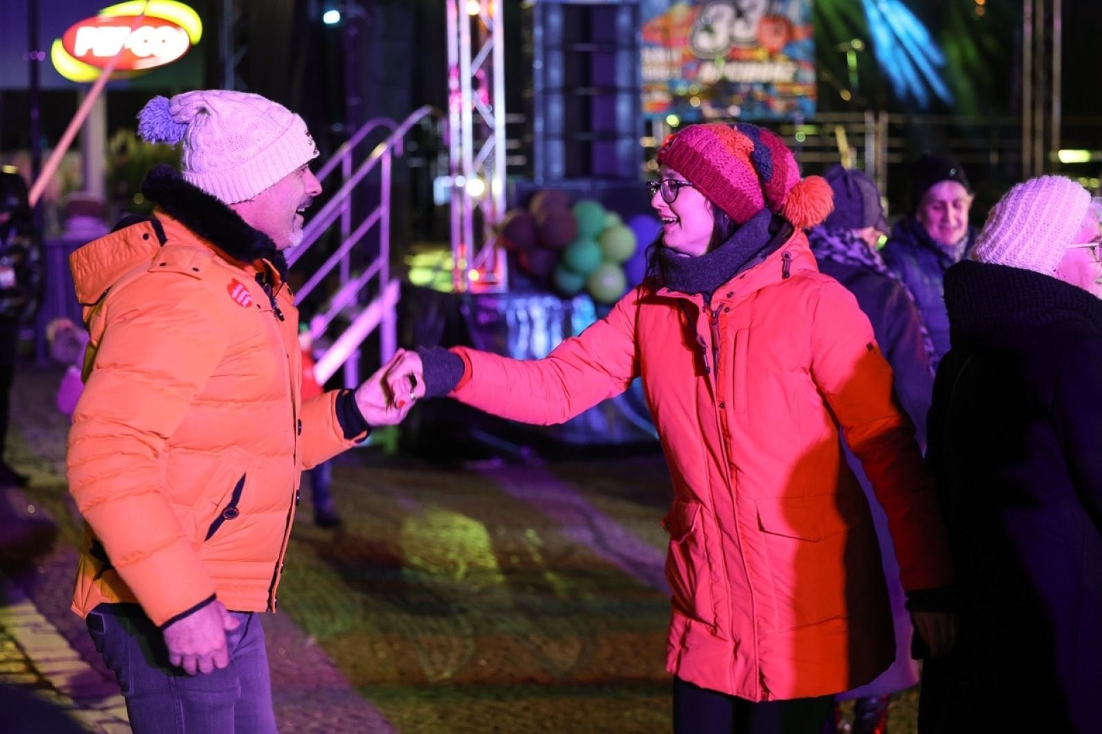 Zdjęcie w galerii na portalu naszraciborz.pl: 33. finał Wielkiej Orkiestry Świątecznej Pomocy za nami. Zobaczmy, jak wyglądał w Raciborzu wiadomości z regionu