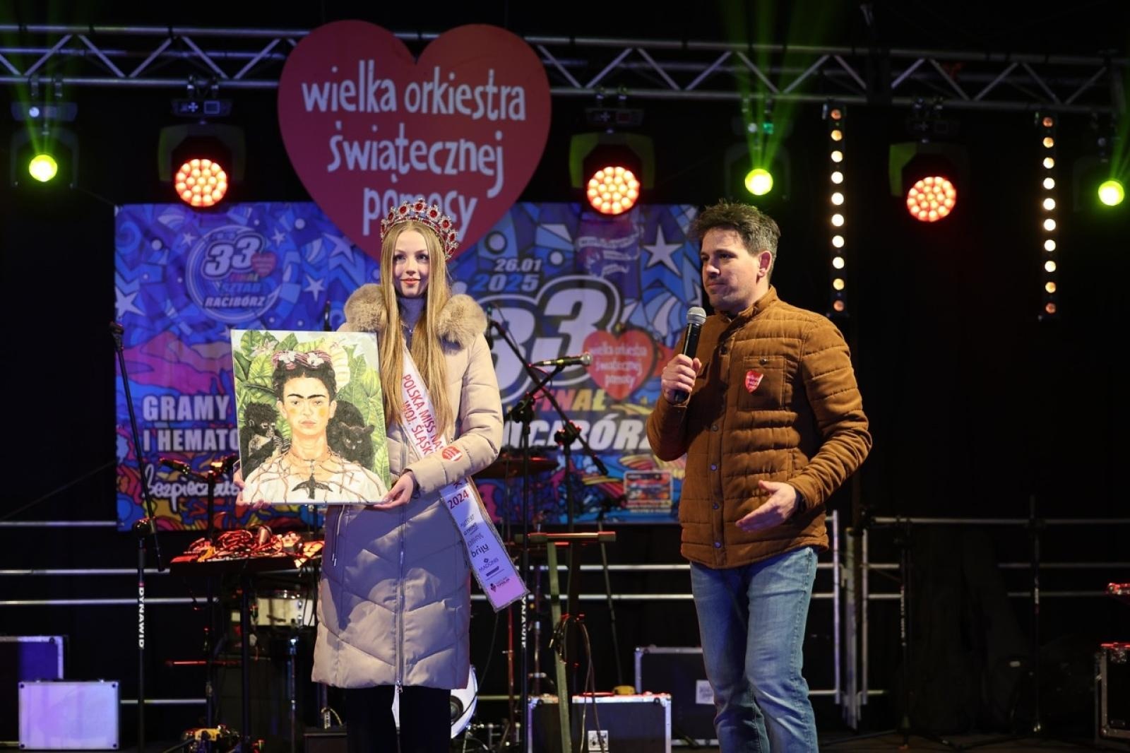 Zdjęcie w galerii na portalu naszraciborz.pl: 33. finał Wielkiej Orkiestry Świątecznej Pomocy za nami. Zobaczmy, jak wyglądał w Raciborzu wiadomości z regionu