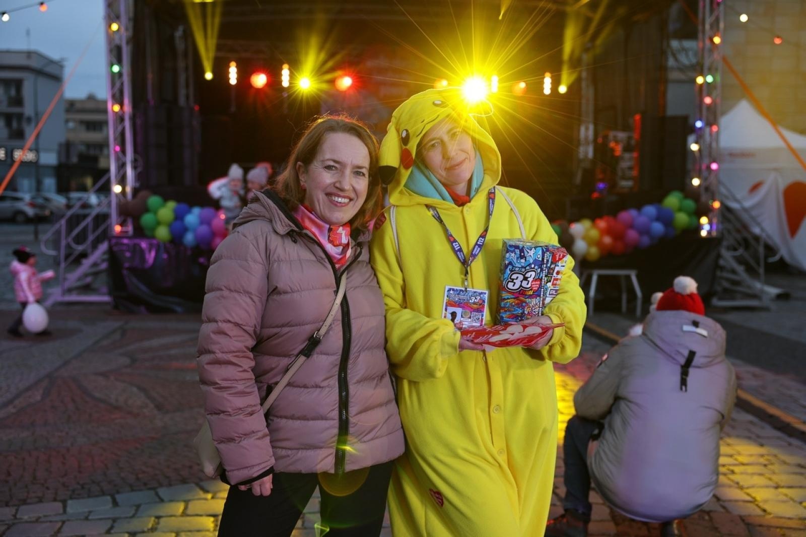Zdjęcie w galerii na portalu naszraciborz.pl: 33. finał Wielkiej Orkiestry Świątecznej Pomocy za nami. Zobaczmy, jak wyglądał w Raciborzu wiadomości z regionu