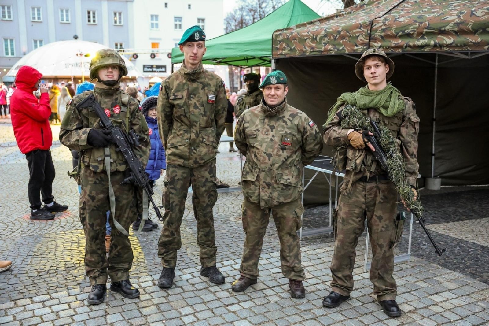 Zdjęcie w galerii na portalu naszraciborz.pl: 33. finał Wielkiej Orkiestry Świątecznej Pomocy za nami. Zobaczmy, jak wyglądał w Raciborzu wiadomości z regionu