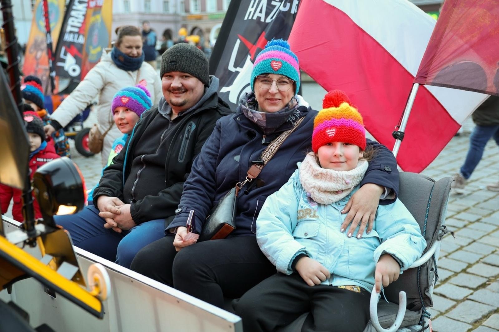 Zdjęcie w galerii na portalu naszraciborz.pl: 33. finał Wielkiej Orkiestry Świątecznej Pomocy za nami. Zobaczmy, jak wyglądał w Raciborzu wiadomości z regionu
