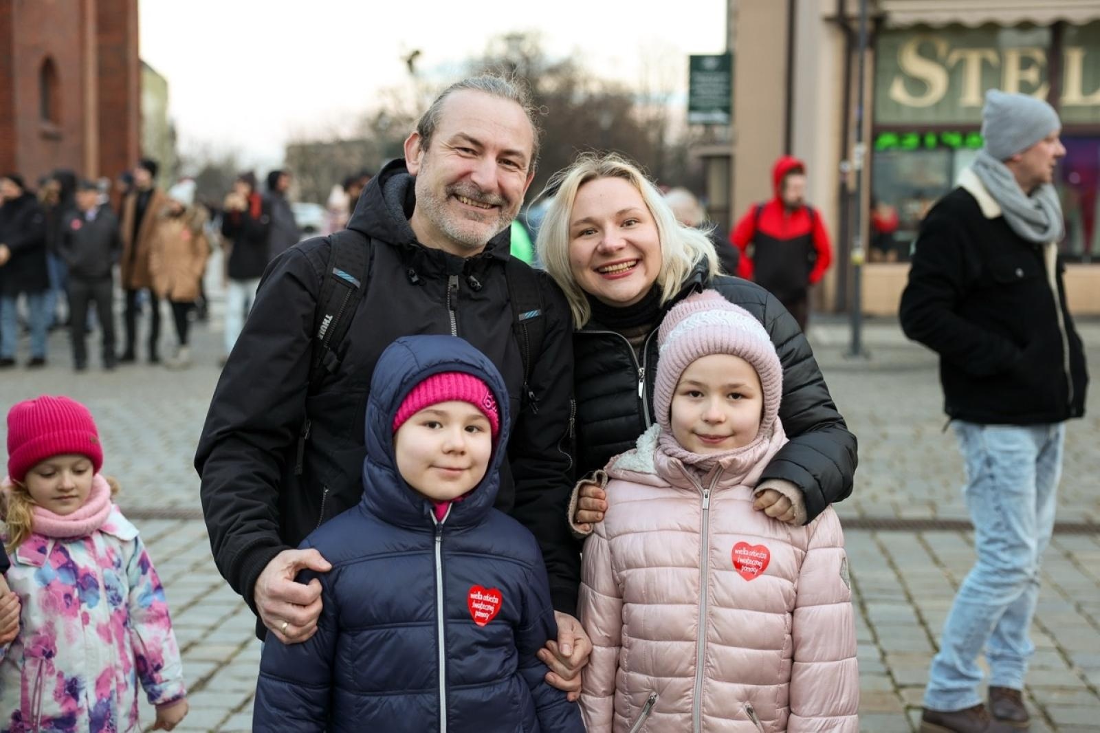 Zdjęcie w galerii na portalu naszraciborz.pl: 33. finał Wielkiej Orkiestry Świątecznej Pomocy za nami. Zobaczmy, jak wyglądał w Raciborzu wiadomości z regionu