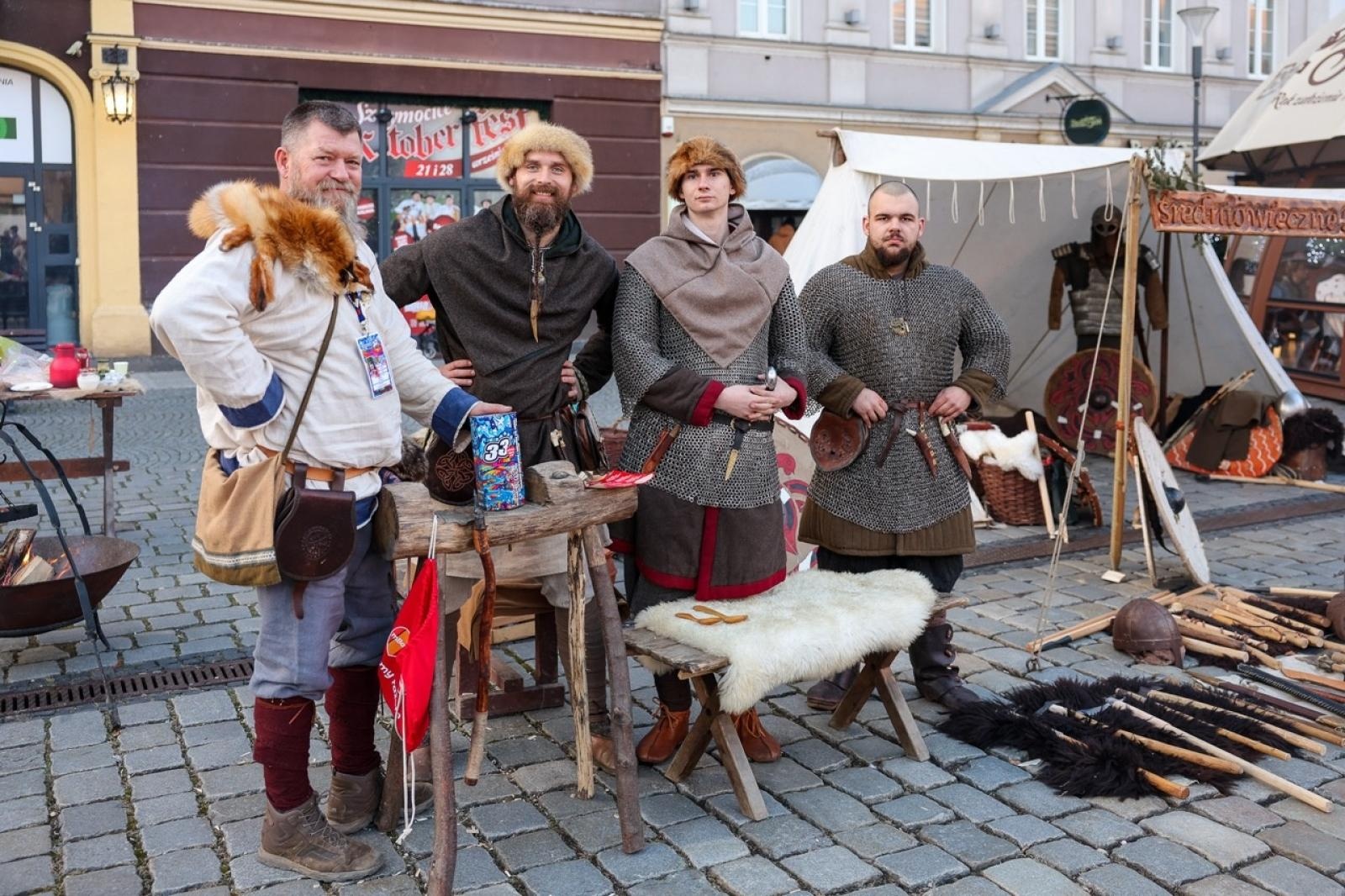 Zdjęcie w galerii na portalu naszraciborz.pl: 33. finał Wielkiej Orkiestry Świątecznej Pomocy za nami. Zobaczmy, jak wyglądał w Raciborzu wiadomości z regionu