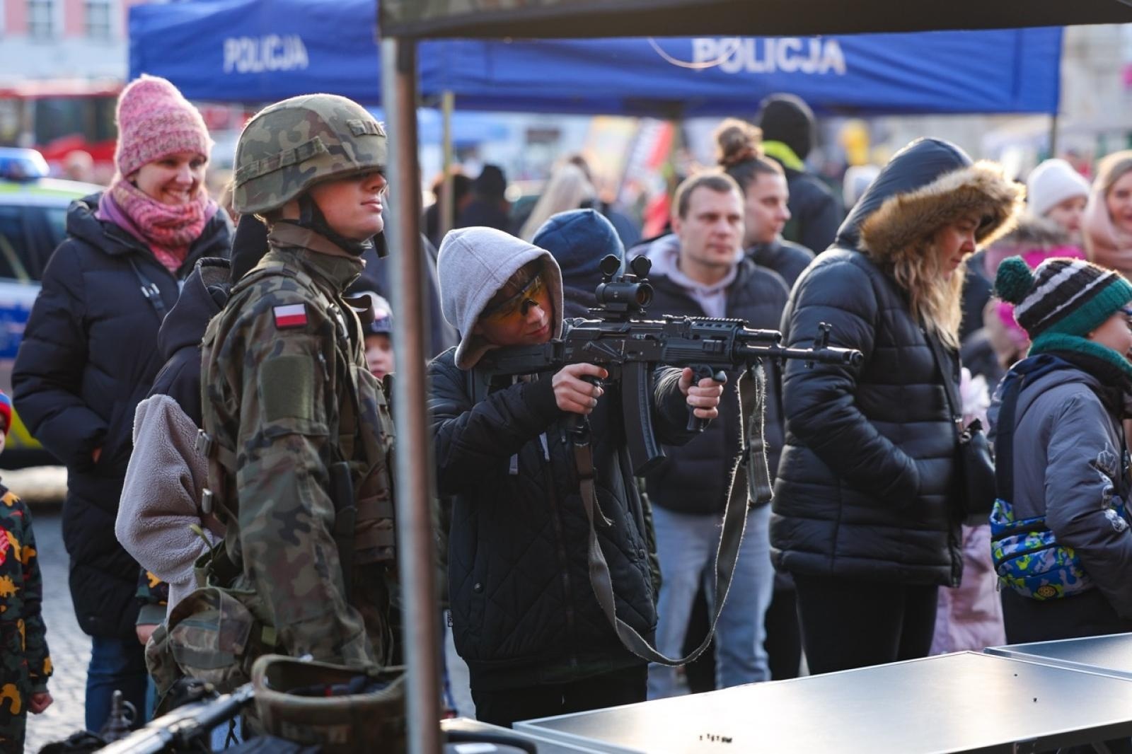 Zdjęcie w galerii na portalu naszraciborz.pl: 33. finał Wielkiej Orkiestry Świątecznej Pomocy za nami. Zobaczmy, jak wyglądał w Raciborzu wiadomości z regionu