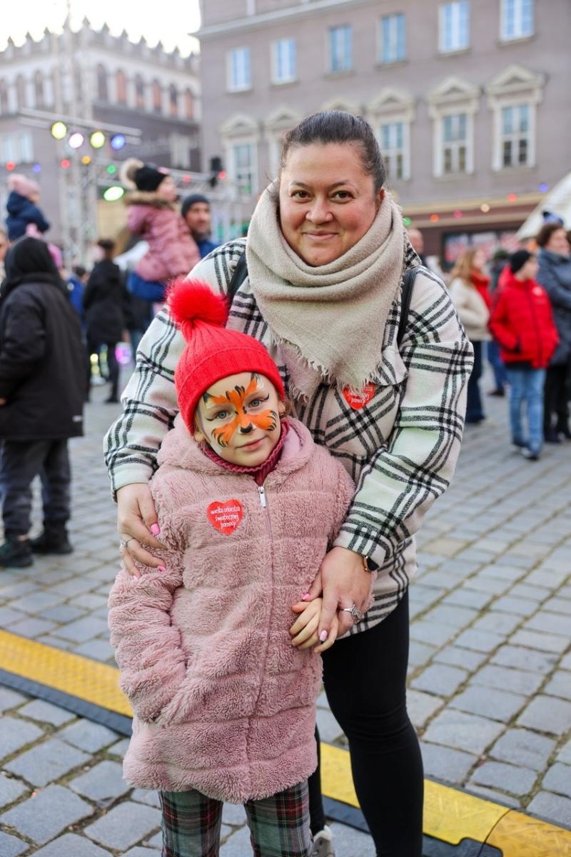 Zdjęcie w galerii na portalu naszraciborz.pl: 33. finał Wielkiej Orkiestry Świątecznej Pomocy za nami. Zobaczmy, jak wyglądał w Raciborzu wiadomości z regionu