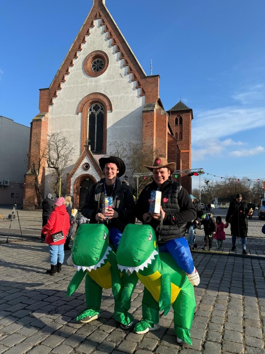 Zdjęcie w galerii na portalu naszraciborz.pl: 33. finał Wielkiej Orkiestry Świątecznej Pomocy za nami. Zobaczmy, jak wyglądał w Raciborzu wiadomości z regionu