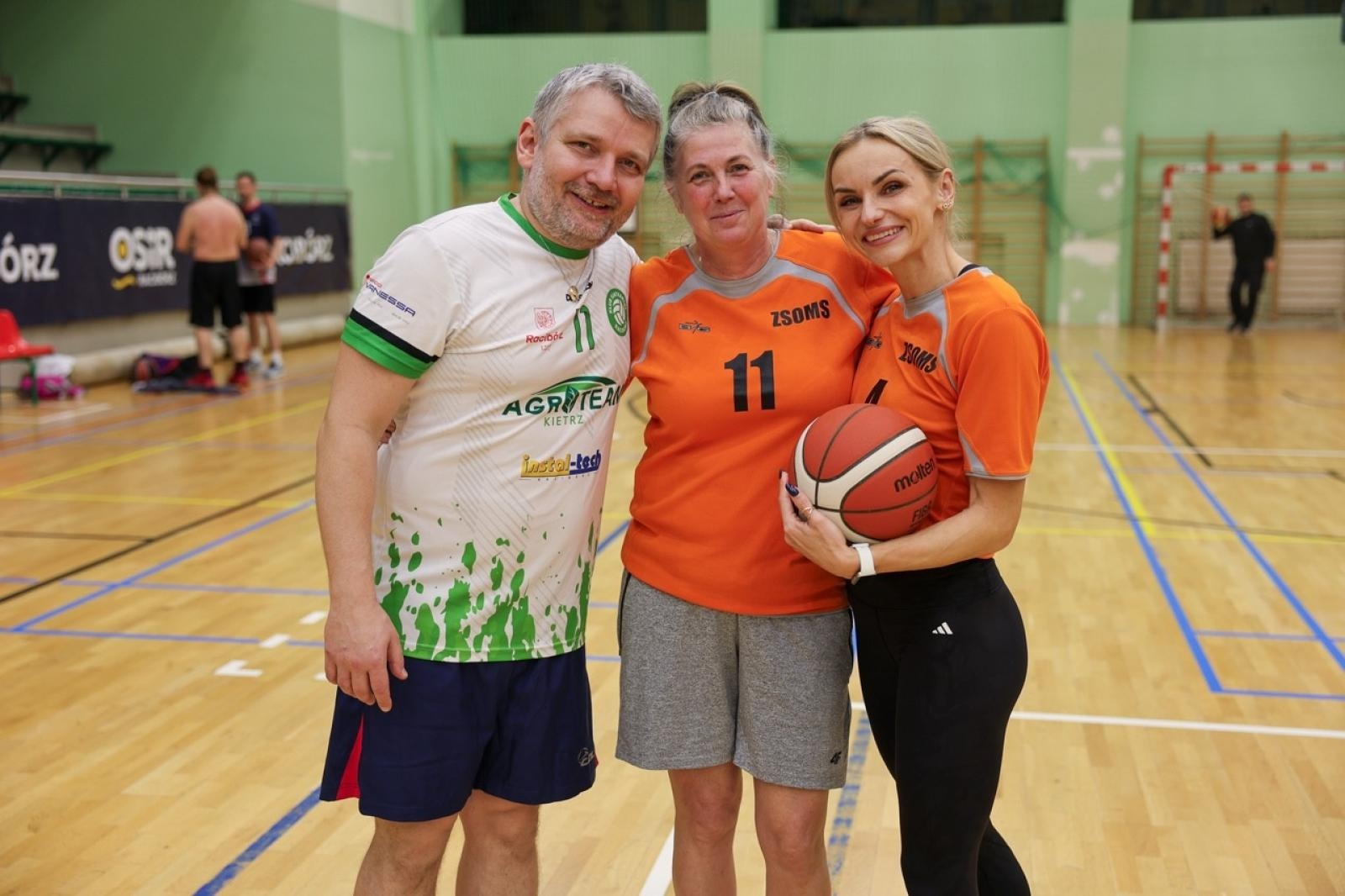 Zdjęcie w galerii na portalu naszraciborz.pl: 33. finał Wielkiej Orkiestry Świątecznej Pomocy za nami. Zobaczmy, jak wyglądał w Raciborzu wiadomości z regionu