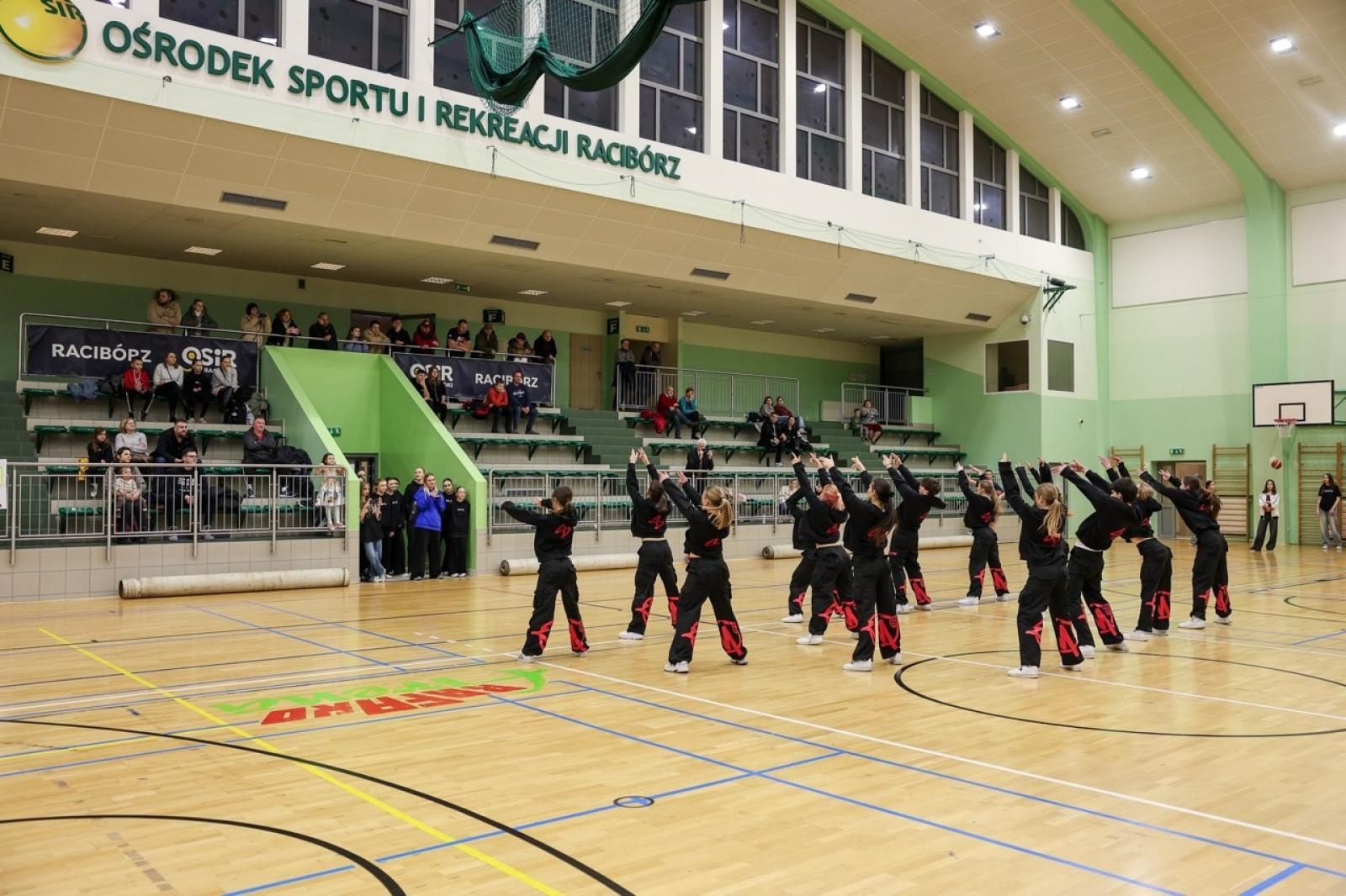 Zdjęcie w galerii na portalu naszraciborz.pl: 33. finał Wielkiej Orkiestry Świątecznej Pomocy za nami. Zobaczmy, jak wyglądał w Raciborzu wiadomości z regionu