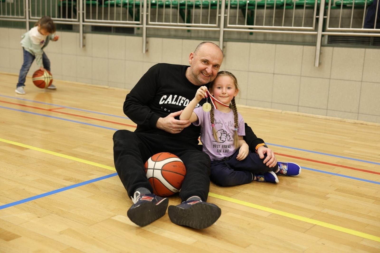 Zdjęcie w galerii na portalu naszraciborz.pl: 33. finał Wielkiej Orkiestry Świątecznej Pomocy za nami. Zobaczmy, jak wyglądał w Raciborzu wiadomości z regionu