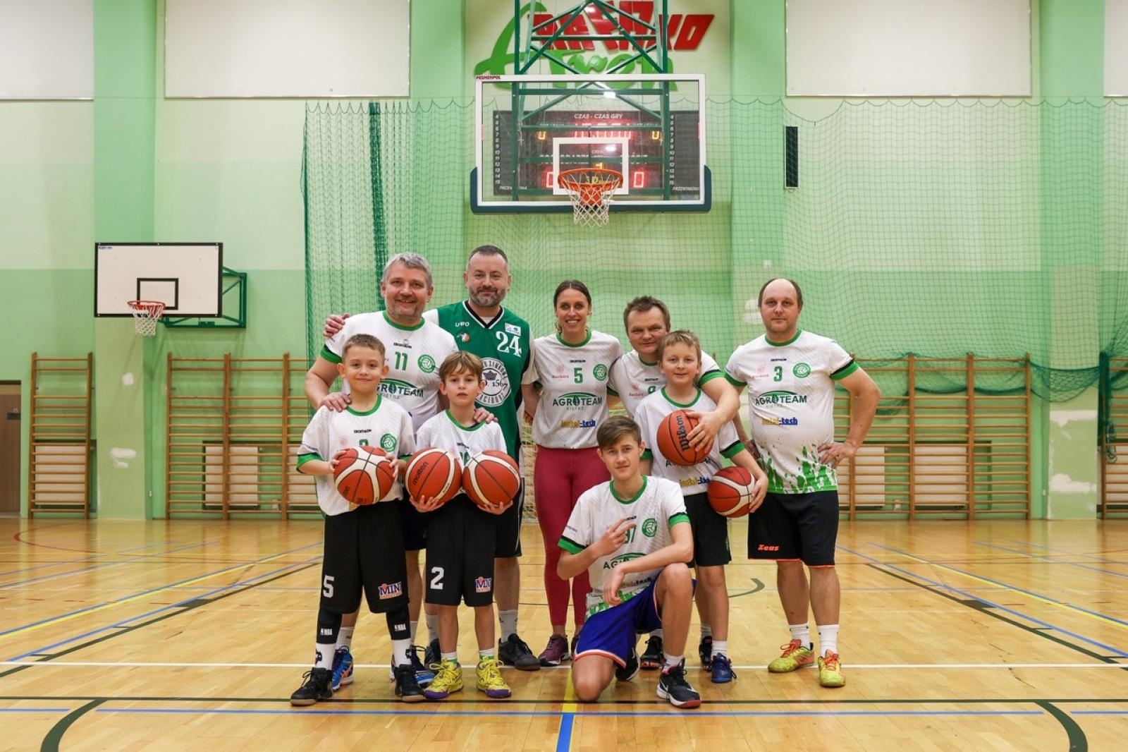 Zdjęcie w galerii na portalu naszraciborz.pl: 33. finał Wielkiej Orkiestry Świątecznej Pomocy za nami. Zobaczmy, jak wyglądał w Raciborzu wiadomości z regionu